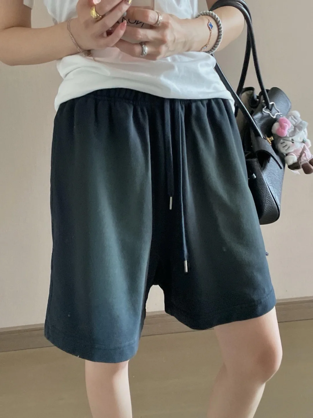 Шорты Женские Acne Studios 17960662
