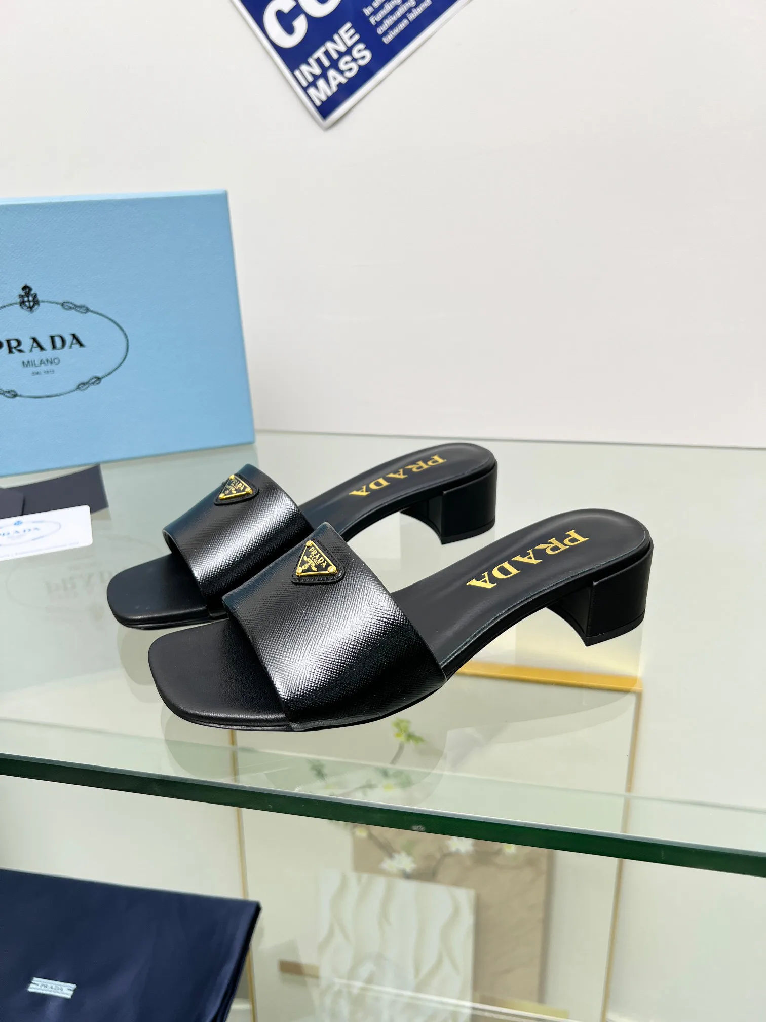 Босоножки Женские Prada 11386445