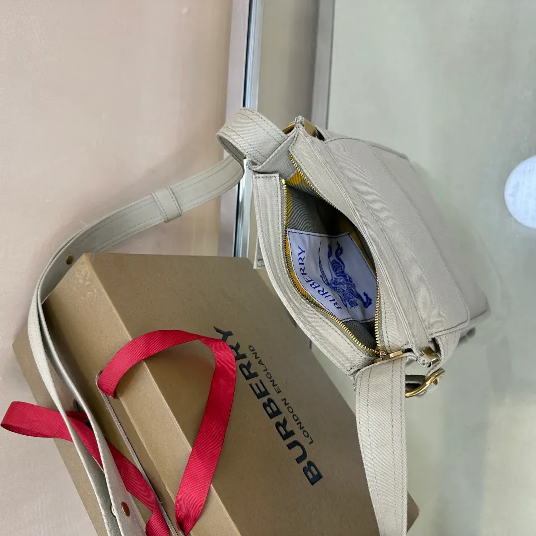 Классические Сумки Женские Burberry 1673197