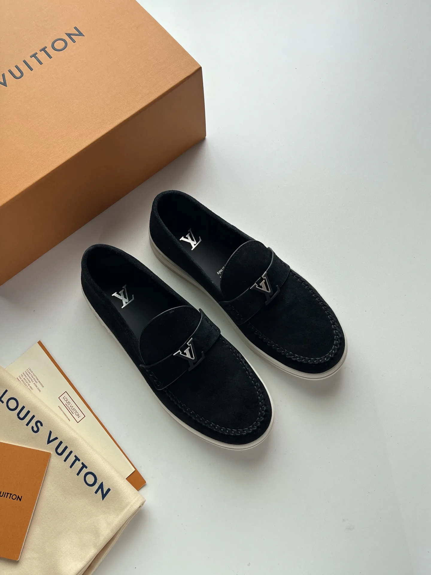Лоферы И Туфли Мужские Louis Vuitton 18744055