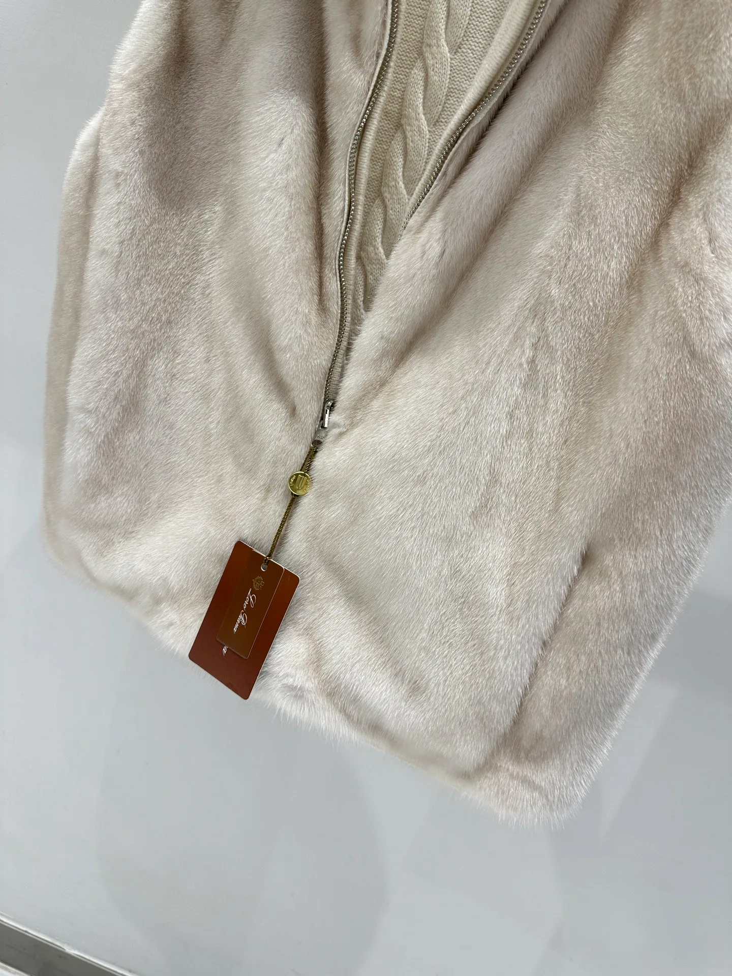 Жилеты Женские Loro Piana 18082892