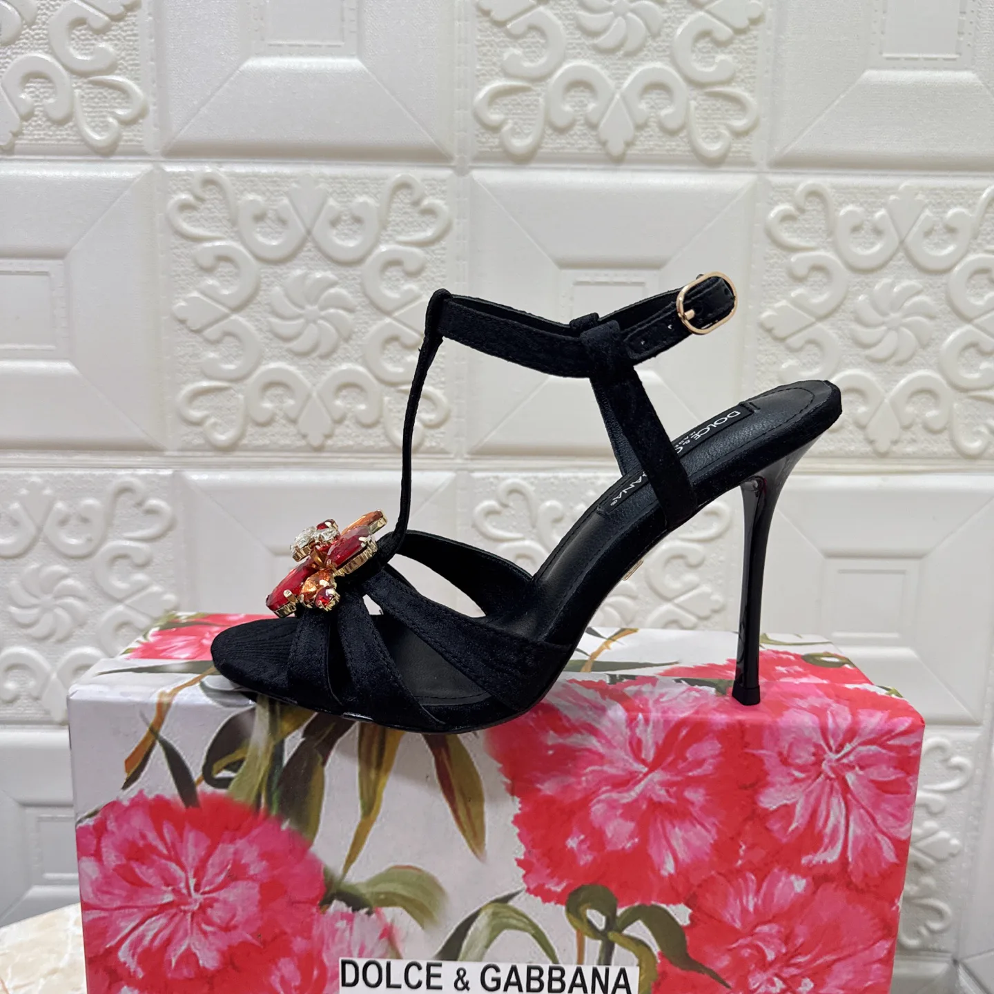 Босоножки Женские Dolce & Gabbana 17349790