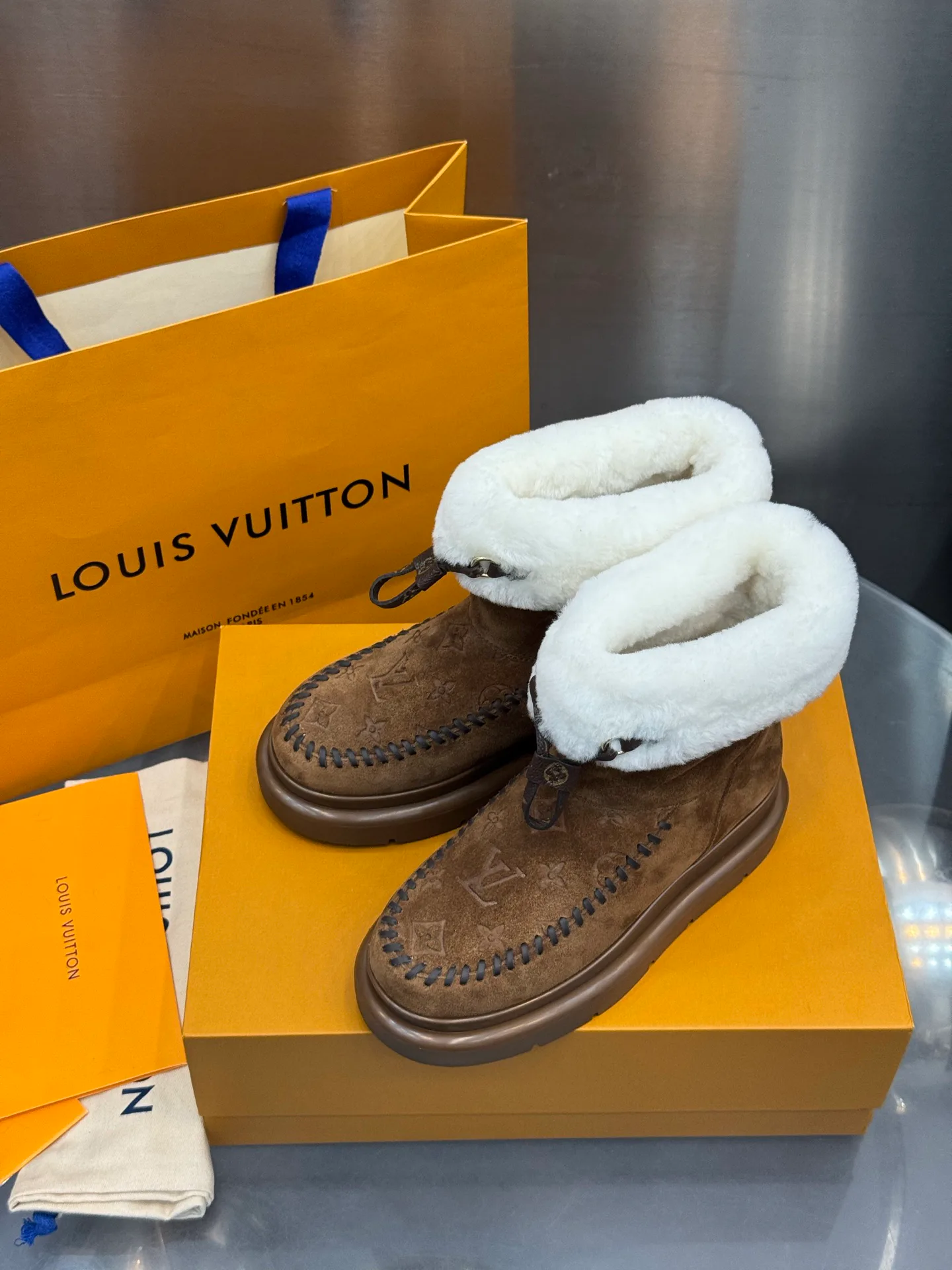 Угги Женские Louis Vuitton 18202485