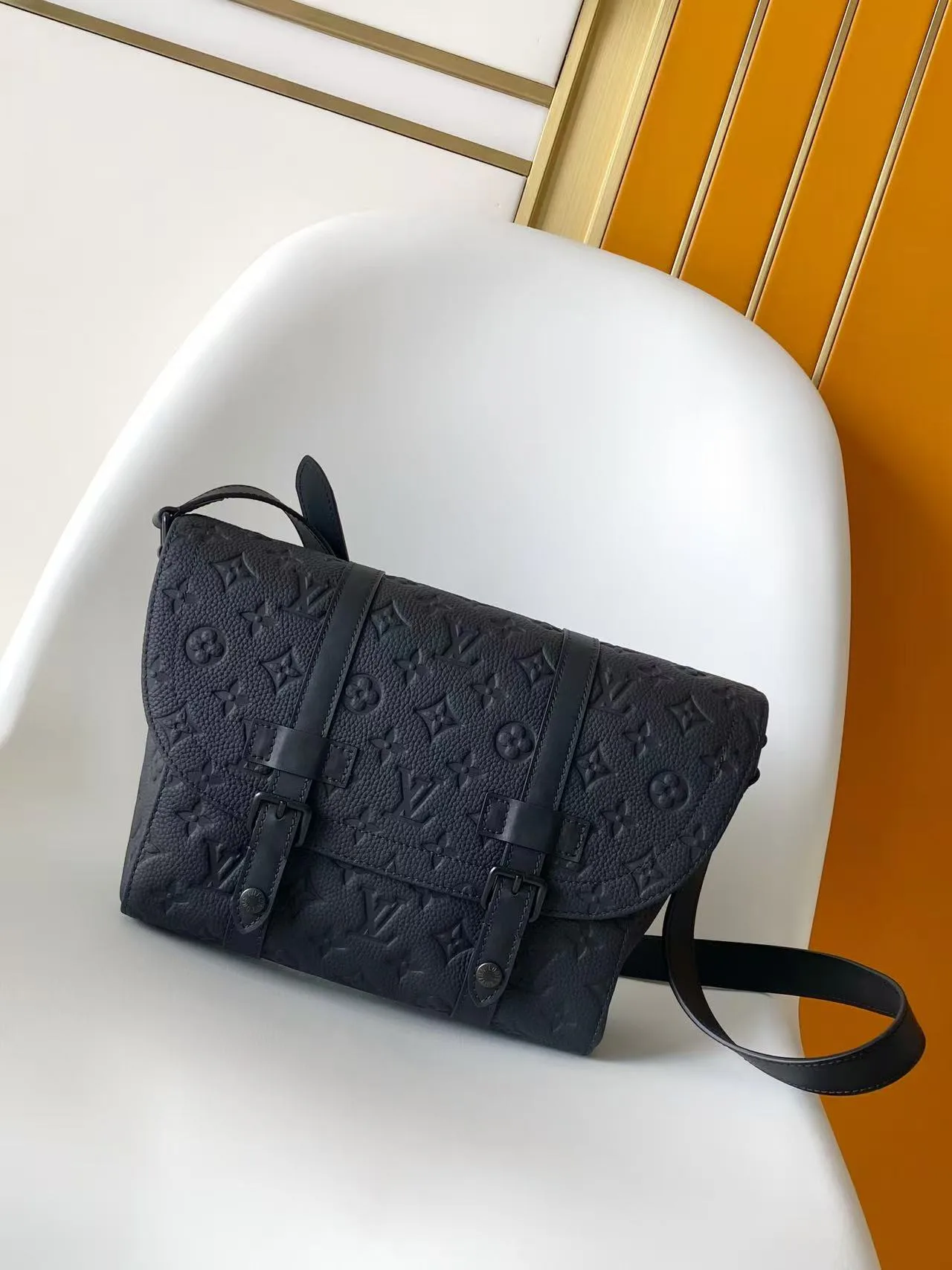 Сумки На Ремне Женские Louis Vuitton 11872279