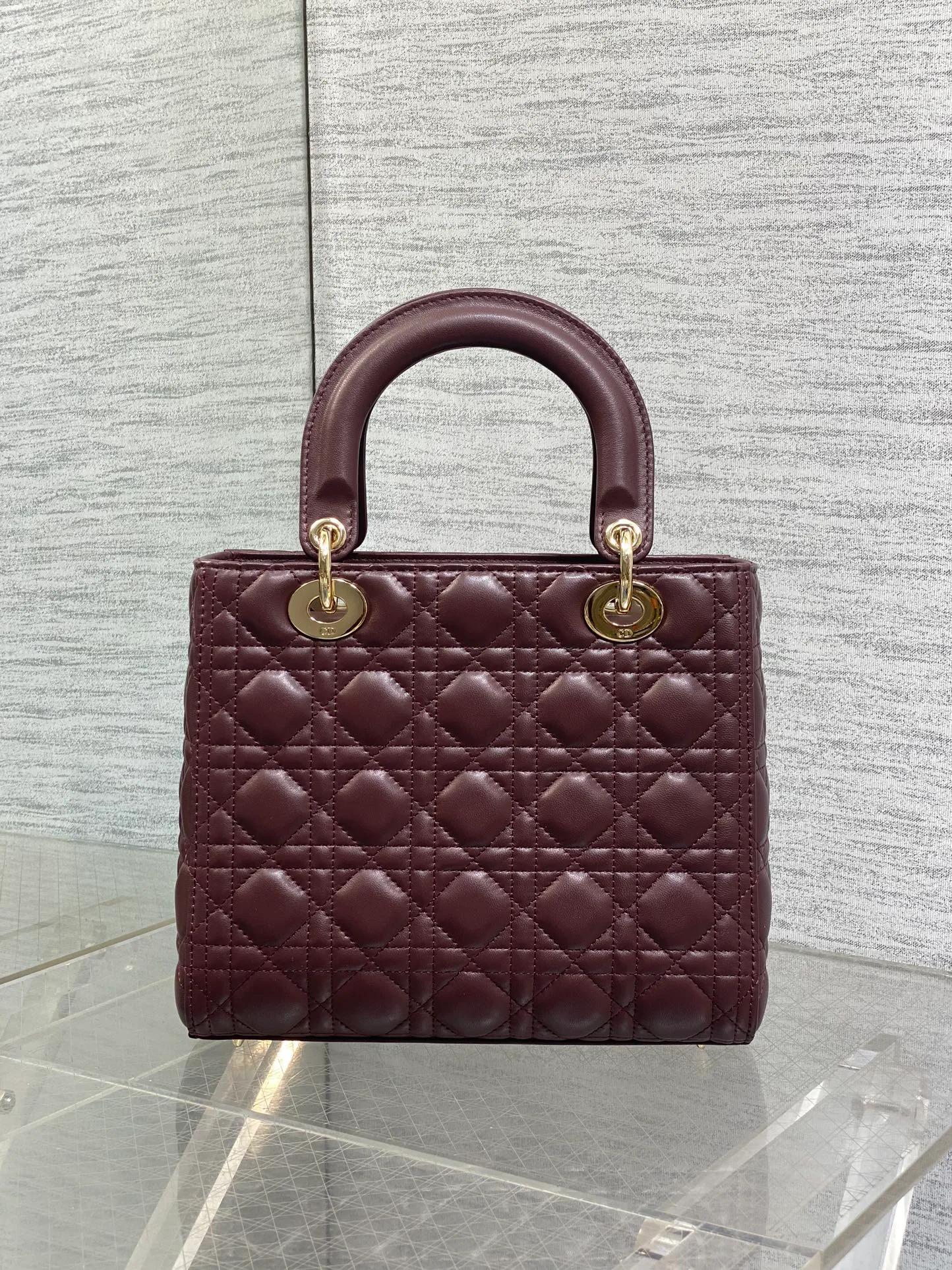 Классические Сумки Женские Christian Dior 10026526
