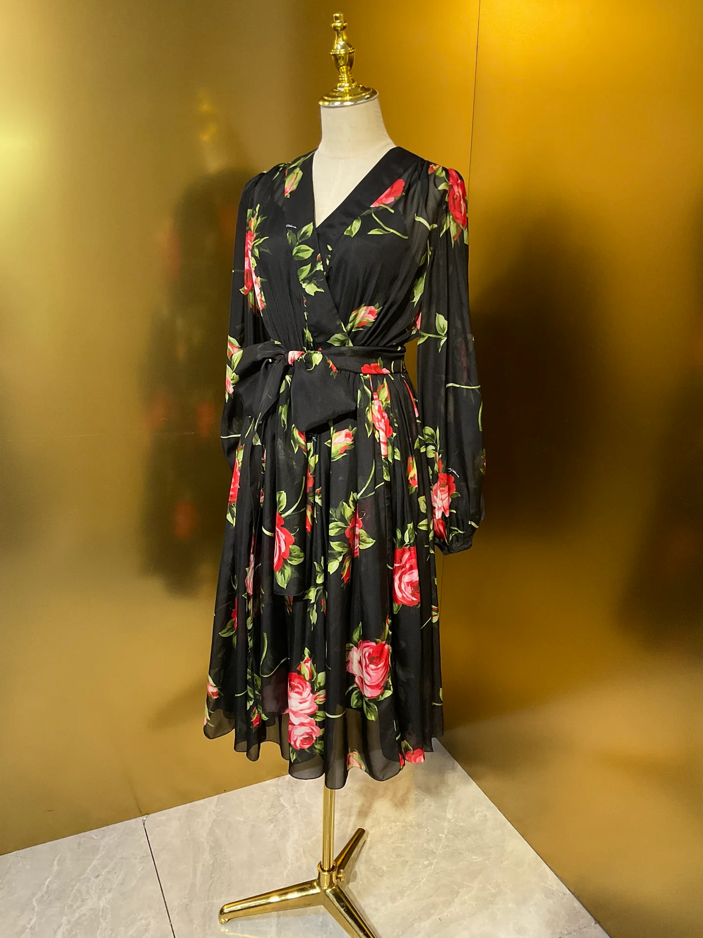 Платья Женские Dolce & Gabbana 18742326