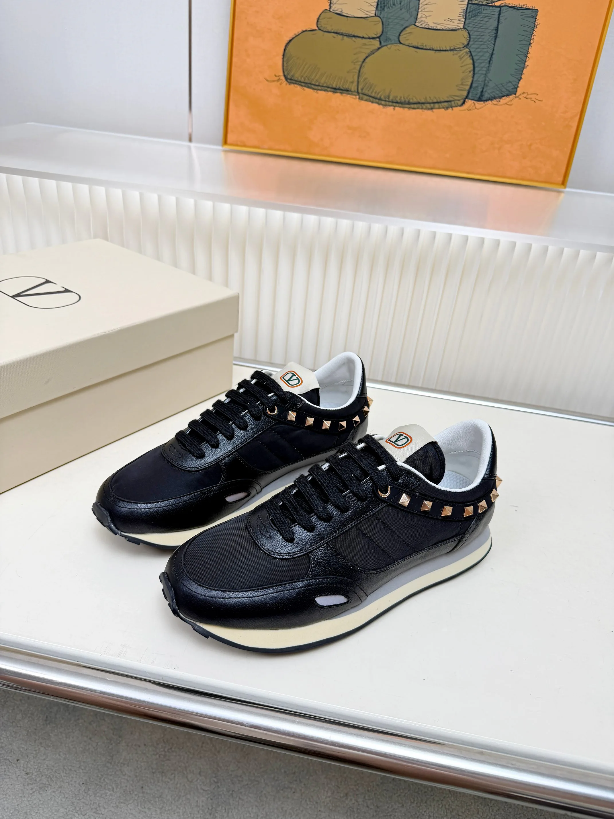 Кроссовки Женские Valentino 18212005