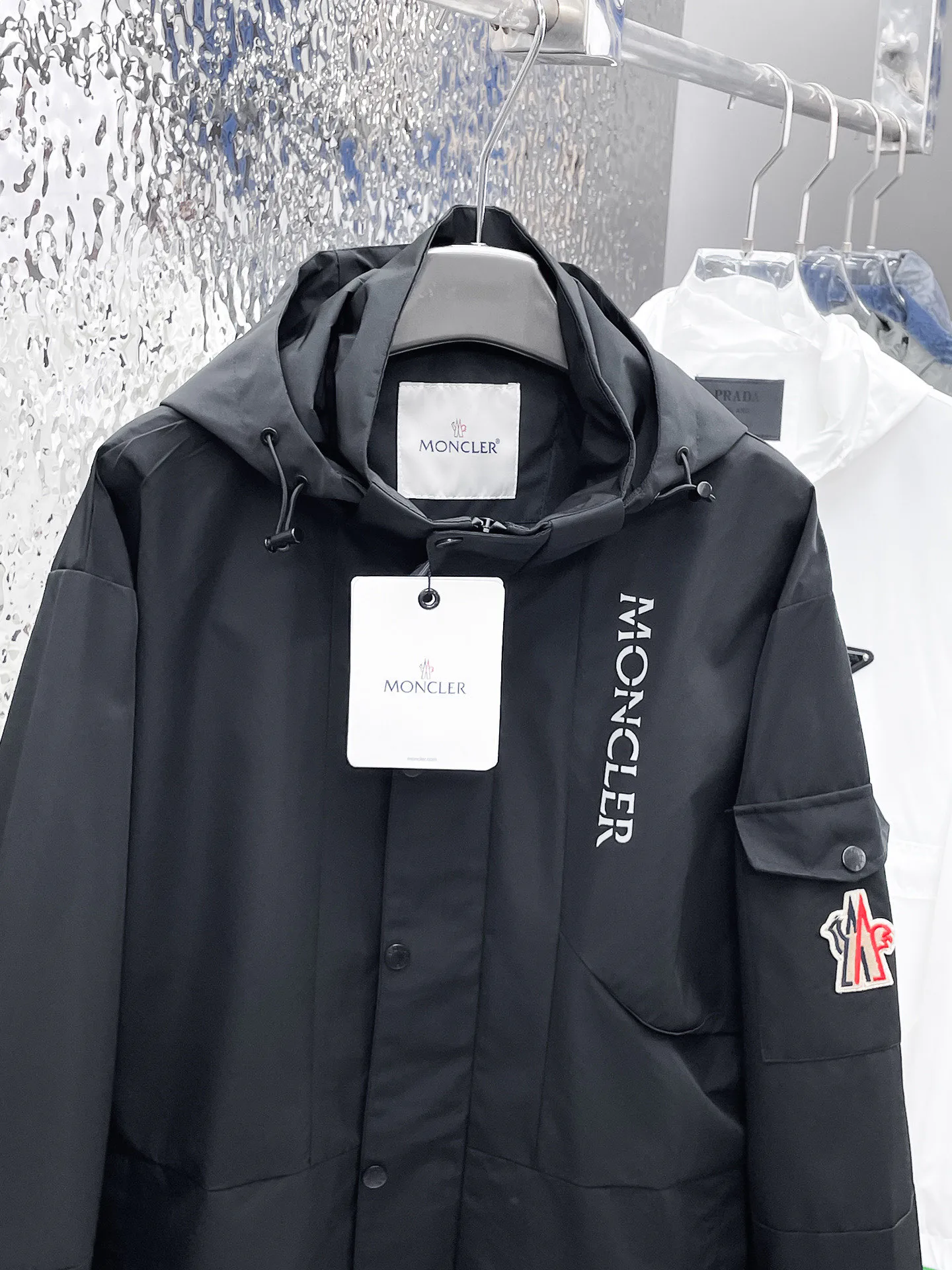 Куртки И Пуховики Мужские Moncler 9352360