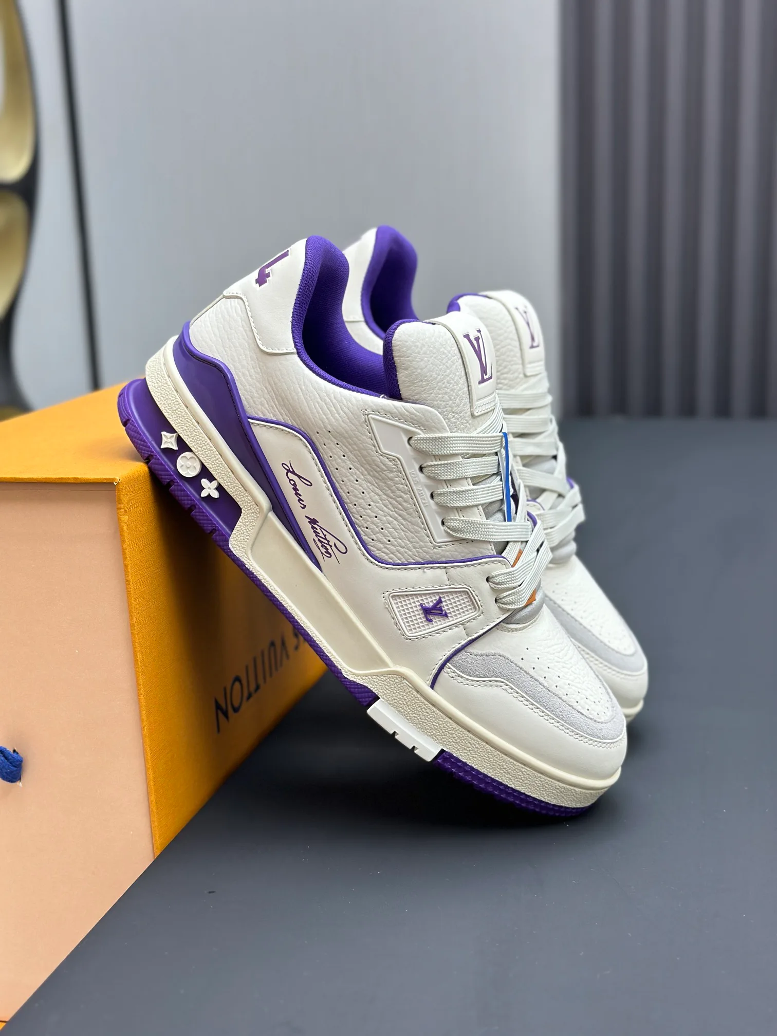 Кроссовки Женские Louis Vuitton 272005