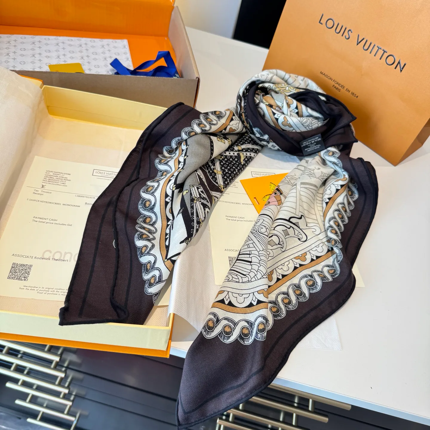 Шарфы Louis Vuitton 101129