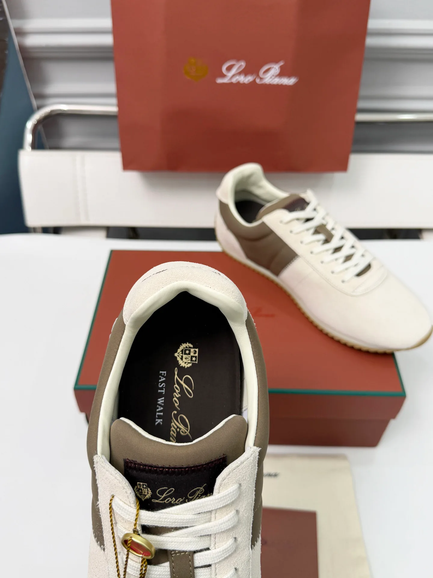 Кроссовки Женские Loro Piana 17467095