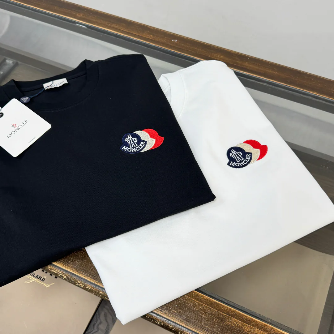 Футболки Женские Moncler 11393785