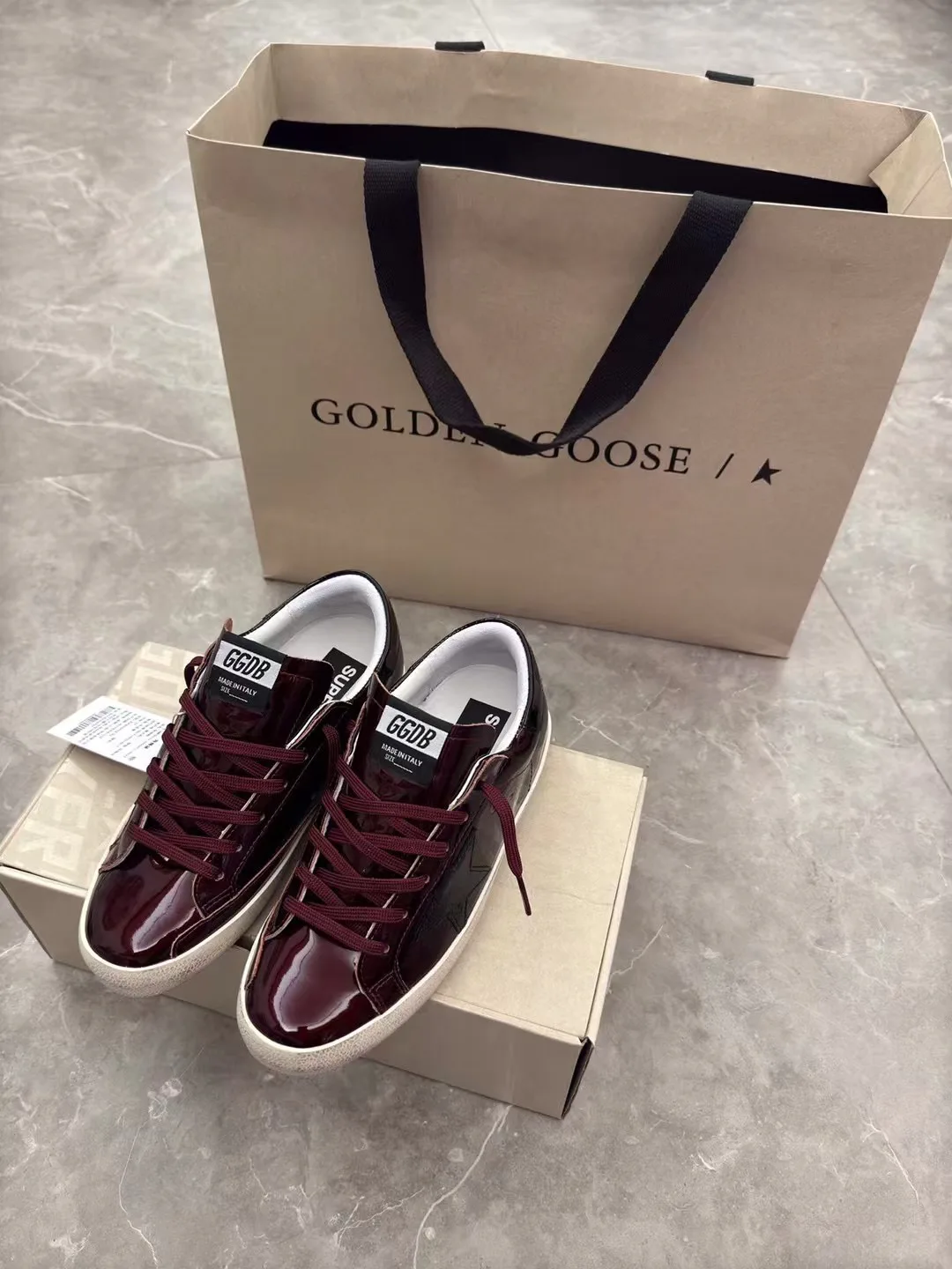 Кроссовки Женские Golden Goose 18265590