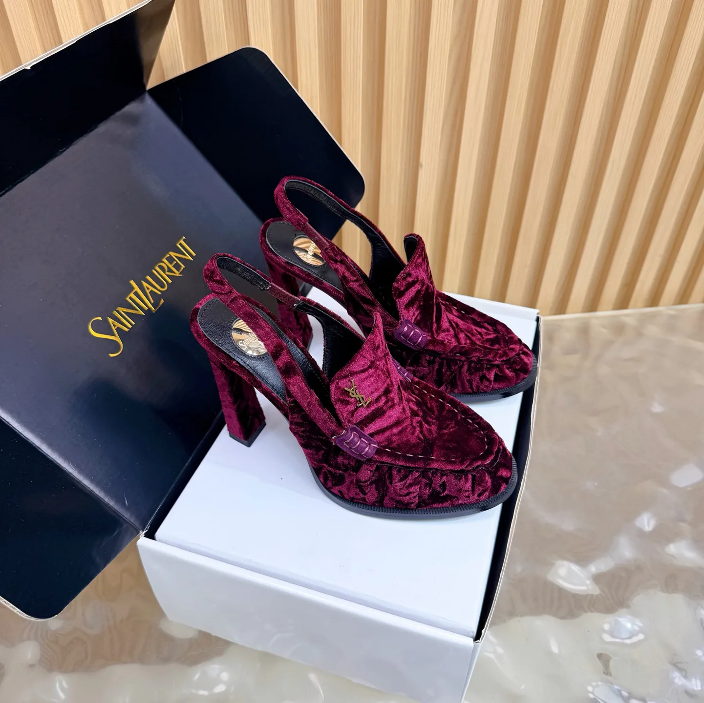 Туфли Женские Saint Laurent 10873389