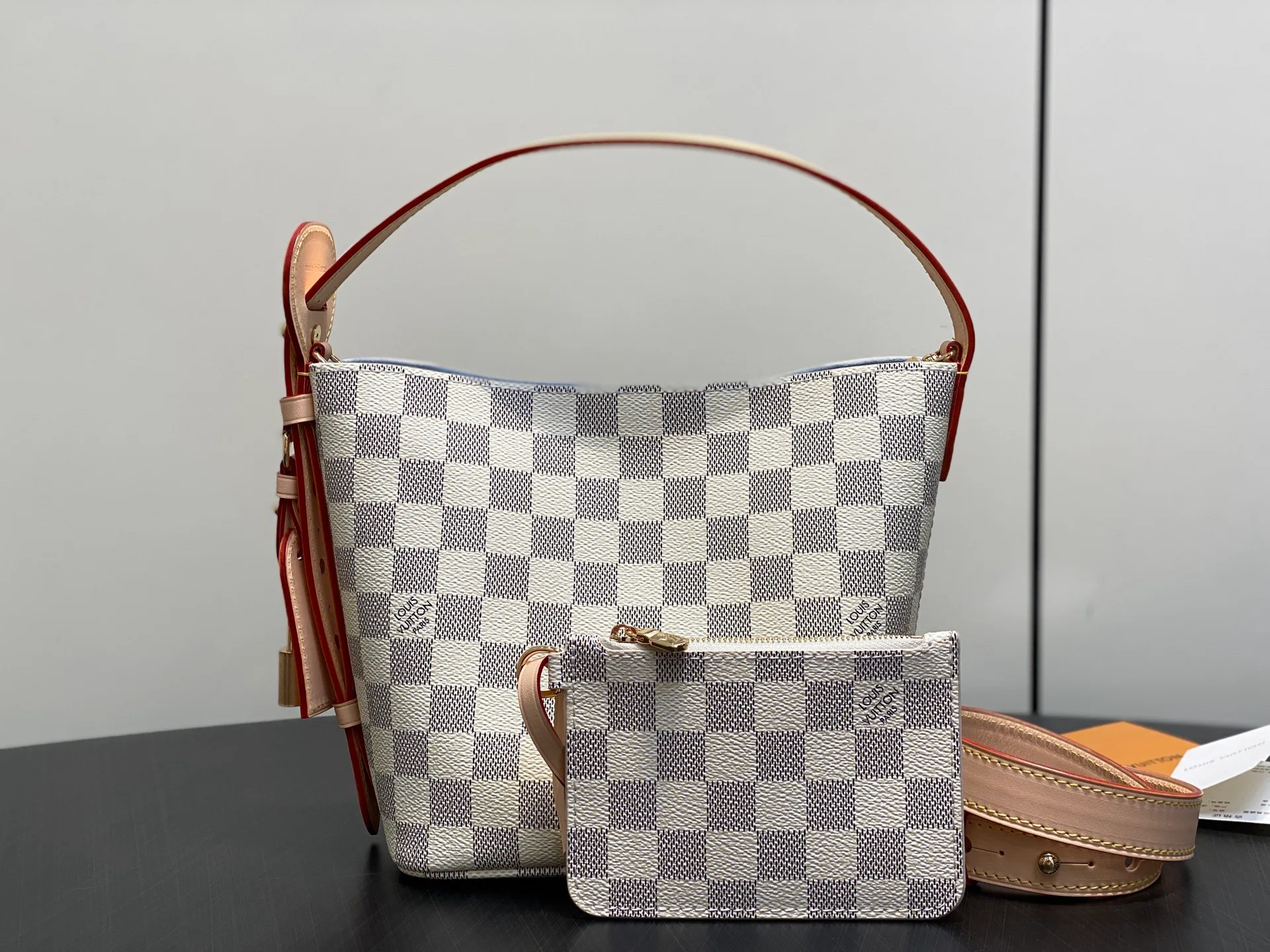 Классические Сумки Женские Louis Vuitton 11724327