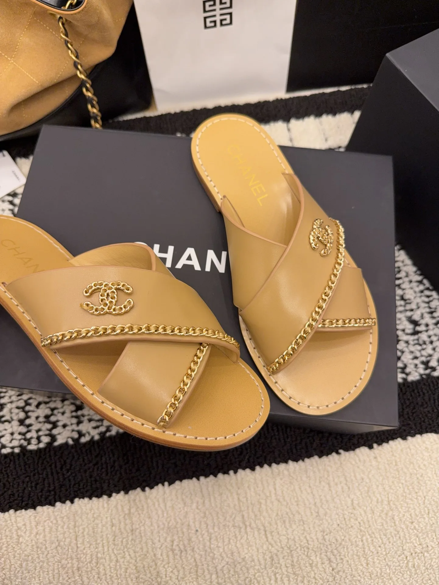 Шлепанцы Женские Chanel 804200