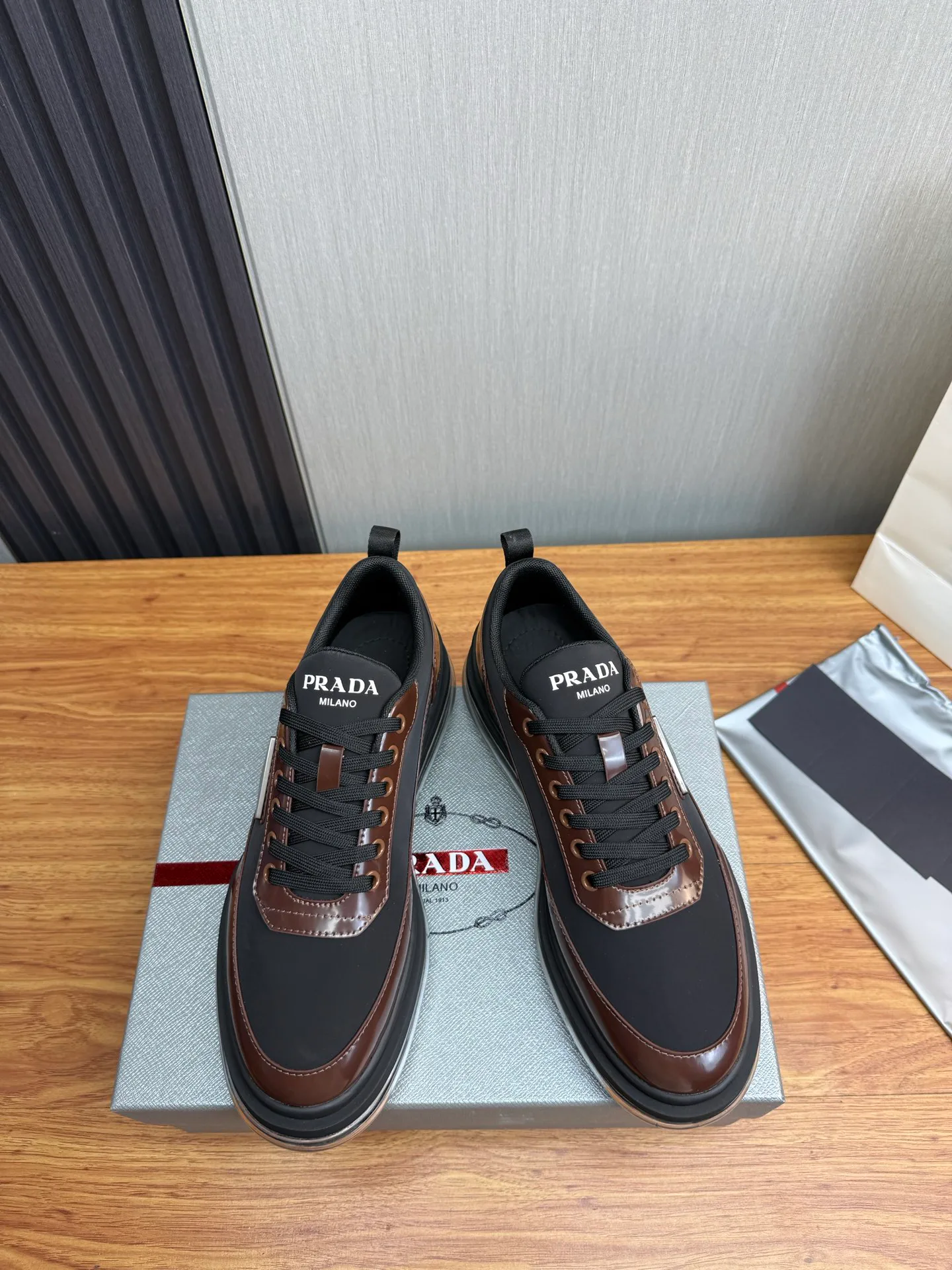 Кроссовки Мужские Prada 12725448