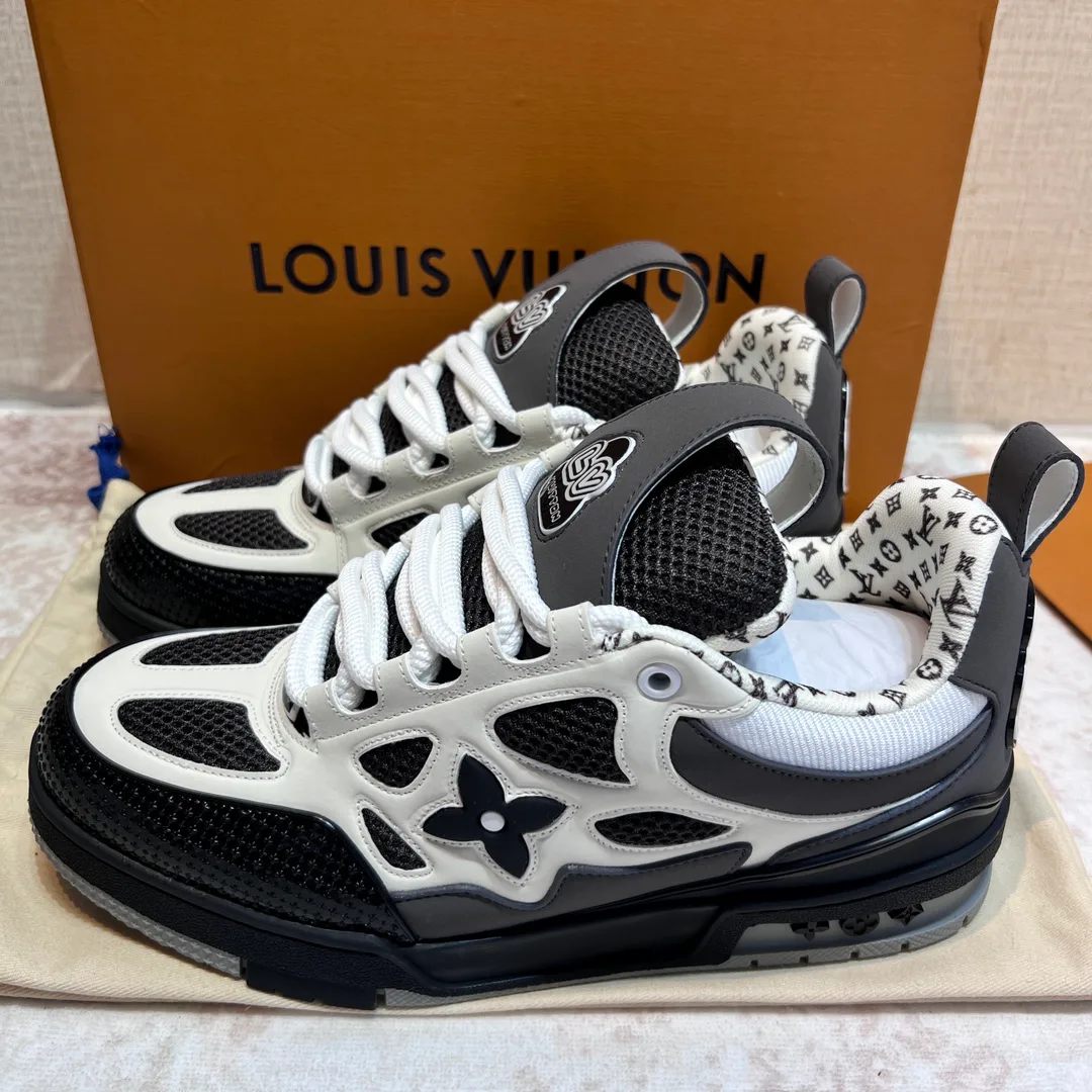 Кроссовки Мужские Louis Vuitton 1961270