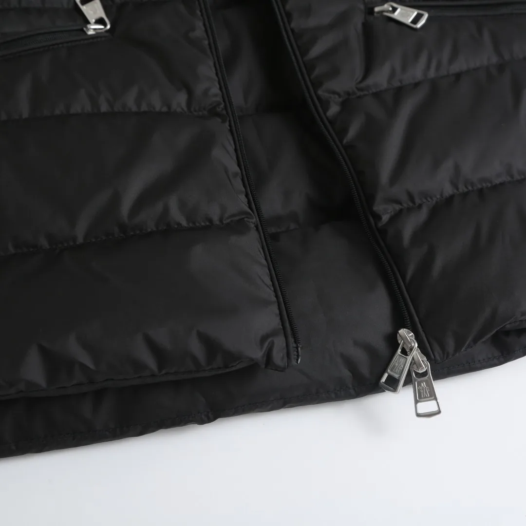 Жилеты Женские Moncler 18990831