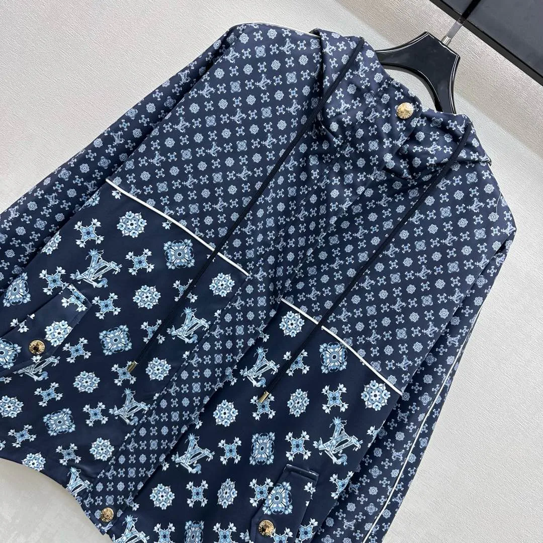 Куртки И Пуховики Женские Louis Vuitton 11049532