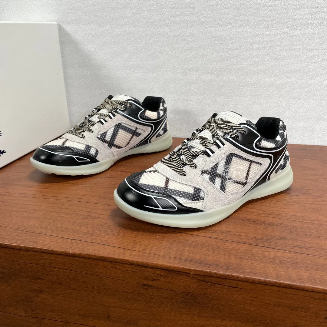 Кроссовки Мужские Burberry 707445