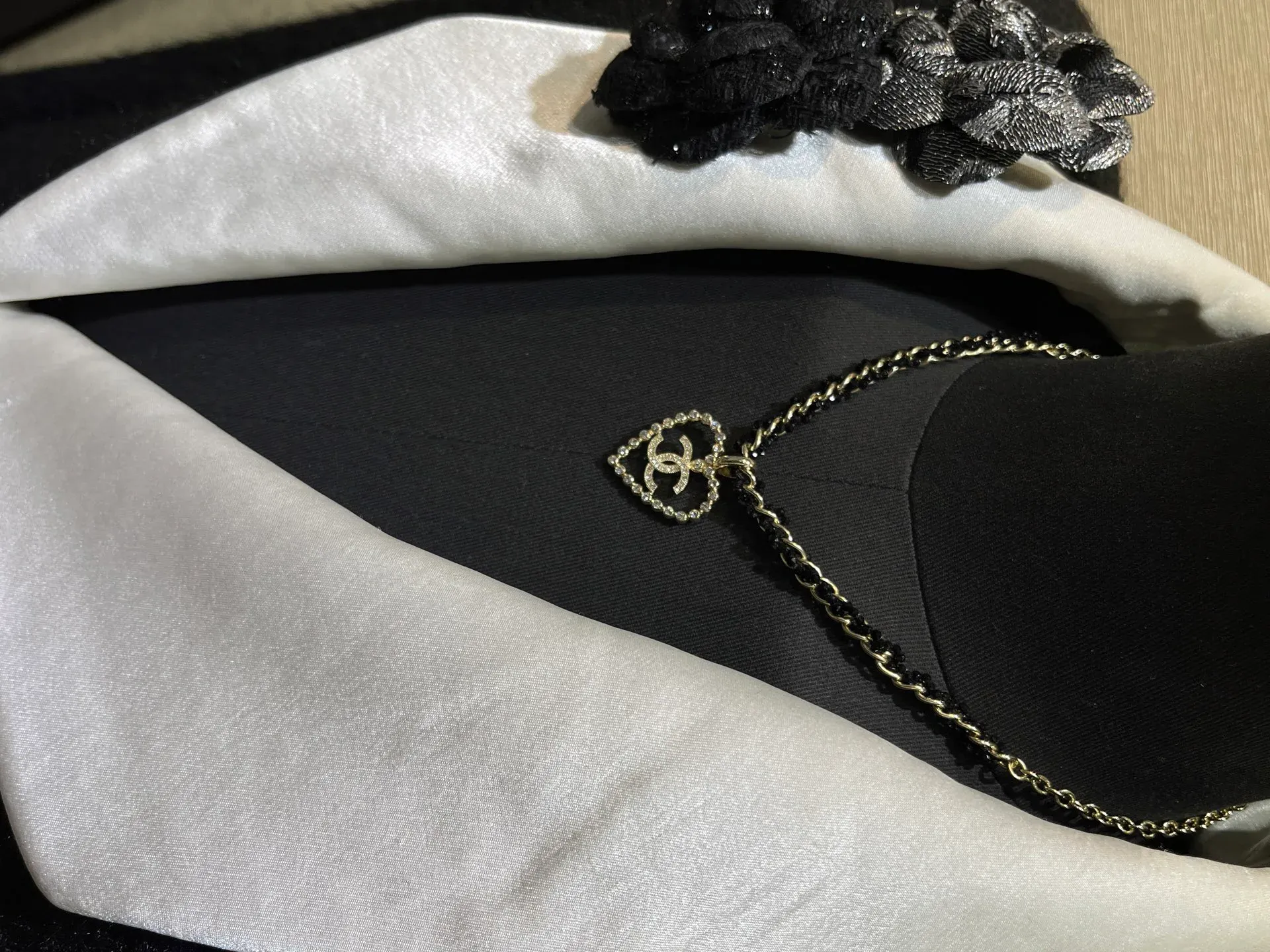 Бижутерия Chanel 17645