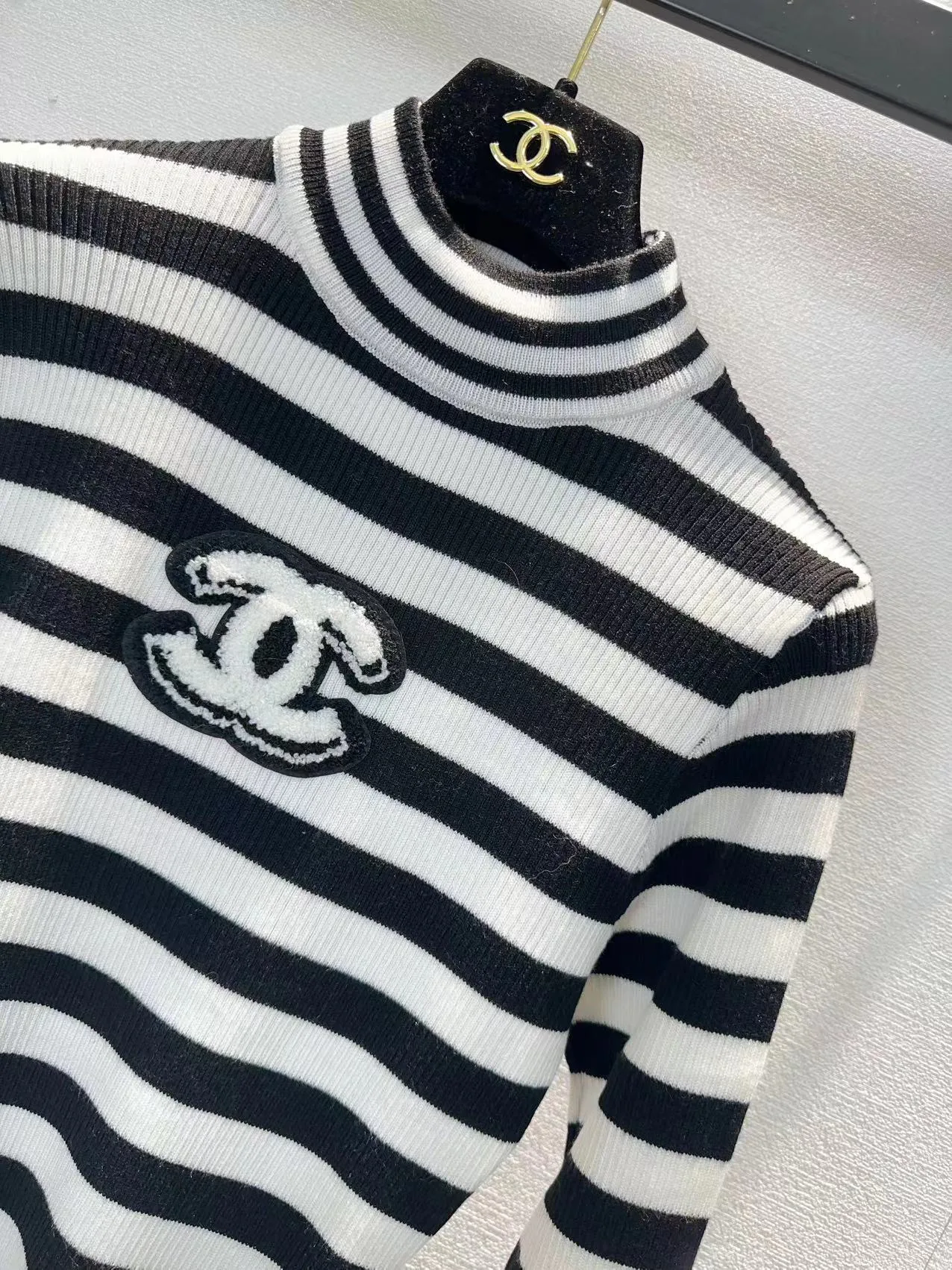 Джемперы И Свитеры Женские Chanel 3080808