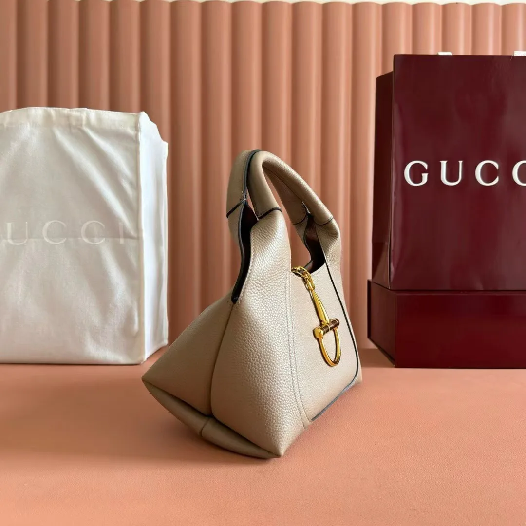 Классические Сумки Женские Gucci 11668974