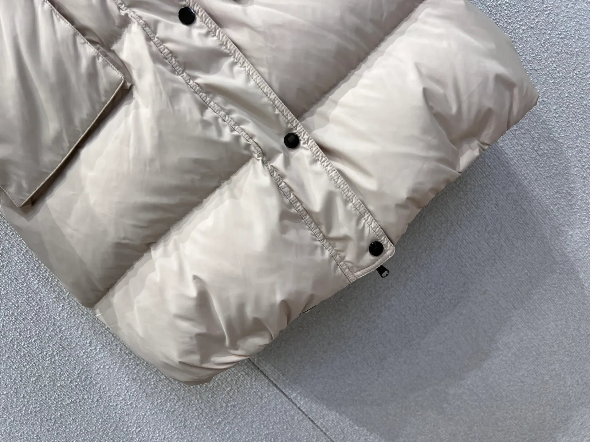 Куртки И Пуховики Женские Brunello Cucinelli 504423