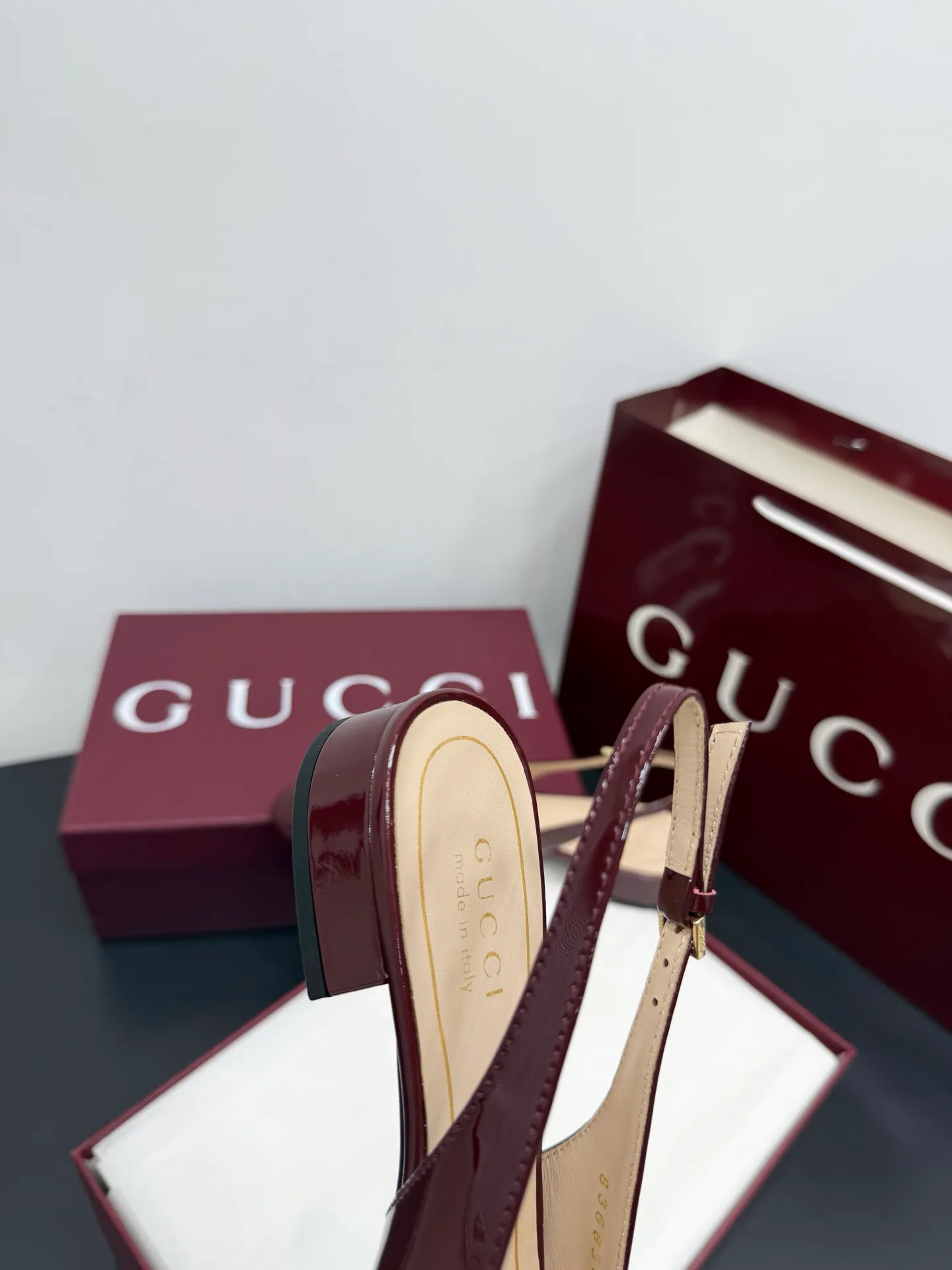 Туфли Женские Gucci 882901