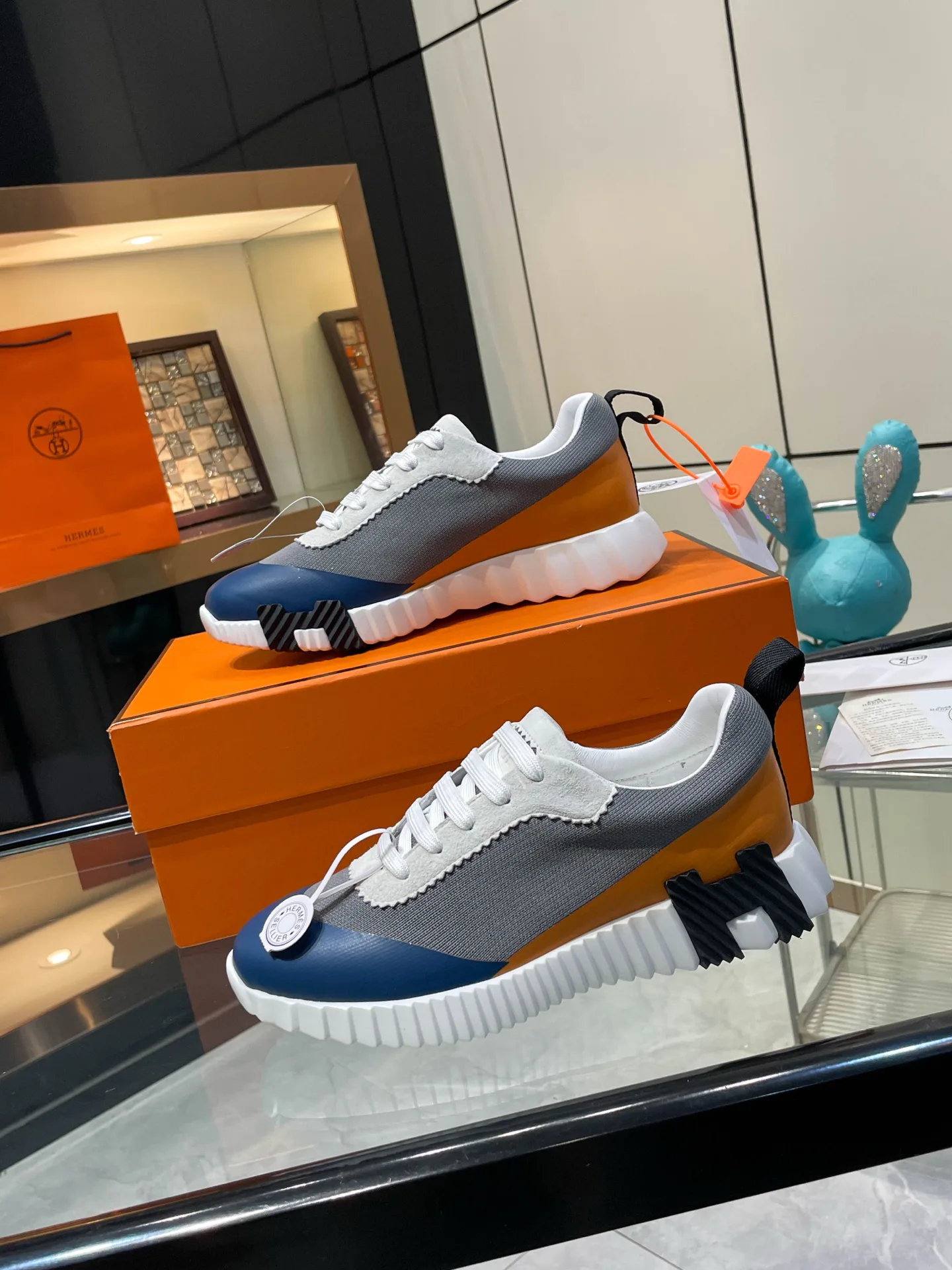 Кроссовки Женские Hermes 17954778