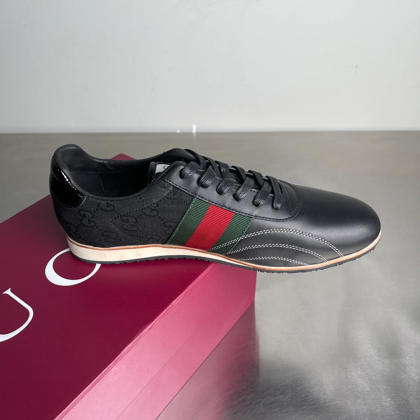 Кроссовки Мужские Gucci 836224