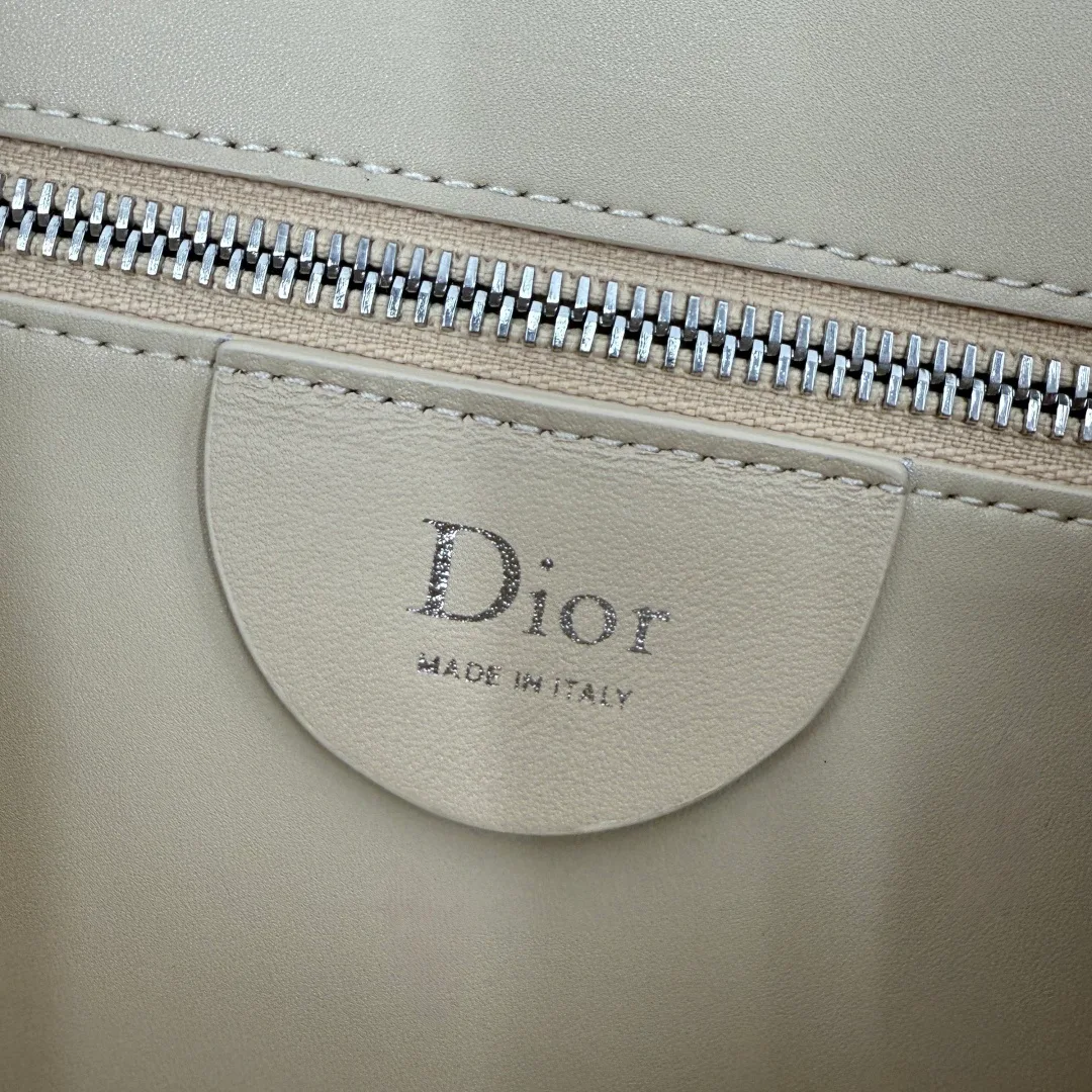 Классические Сумки Женские Christian Dior 11905750