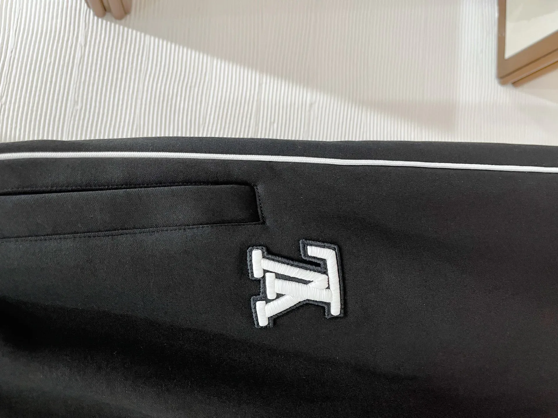 Брюки Мужские Louis Vuitton 250353