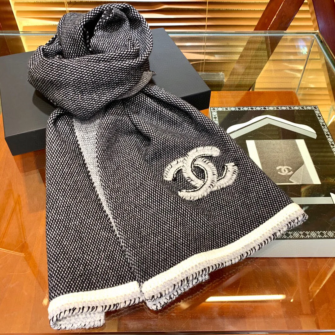 Шарфы Chanel 2478564