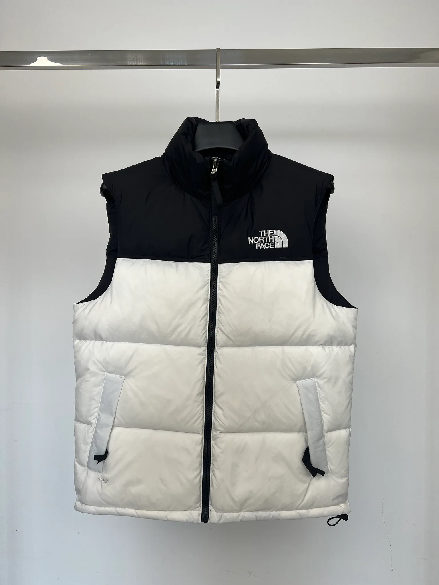 Жилеты Женские The North Face 18416029