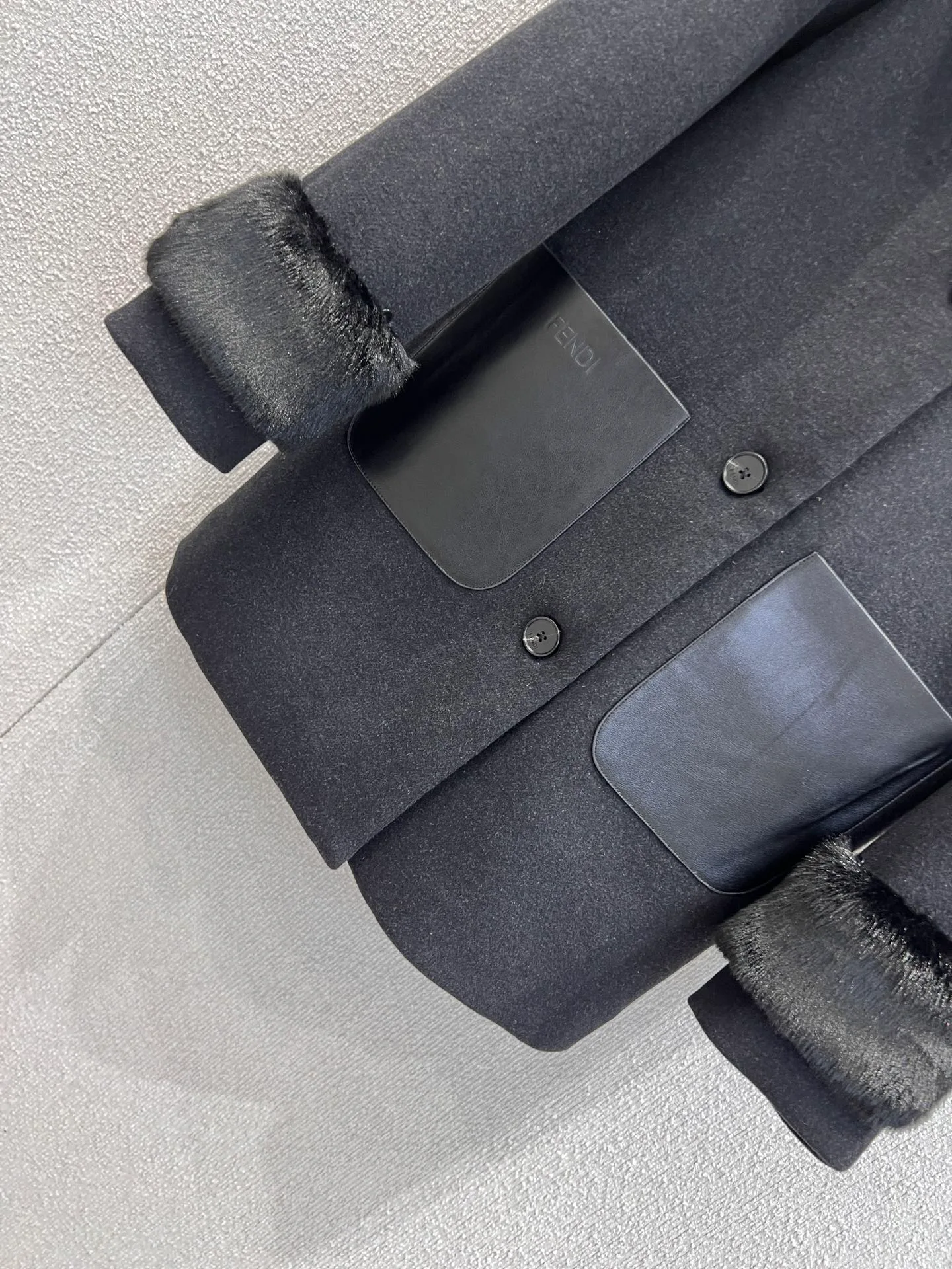 Куртки И Пуховики Женские Fendi 442195