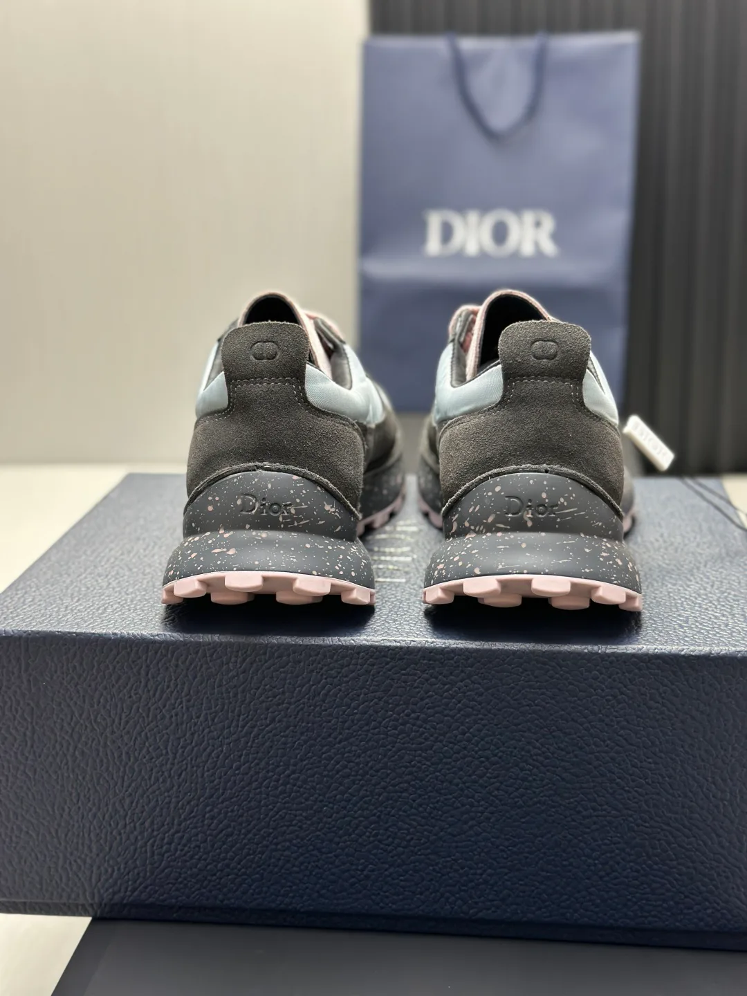Кроссовки Женские Christian Dior 19501081