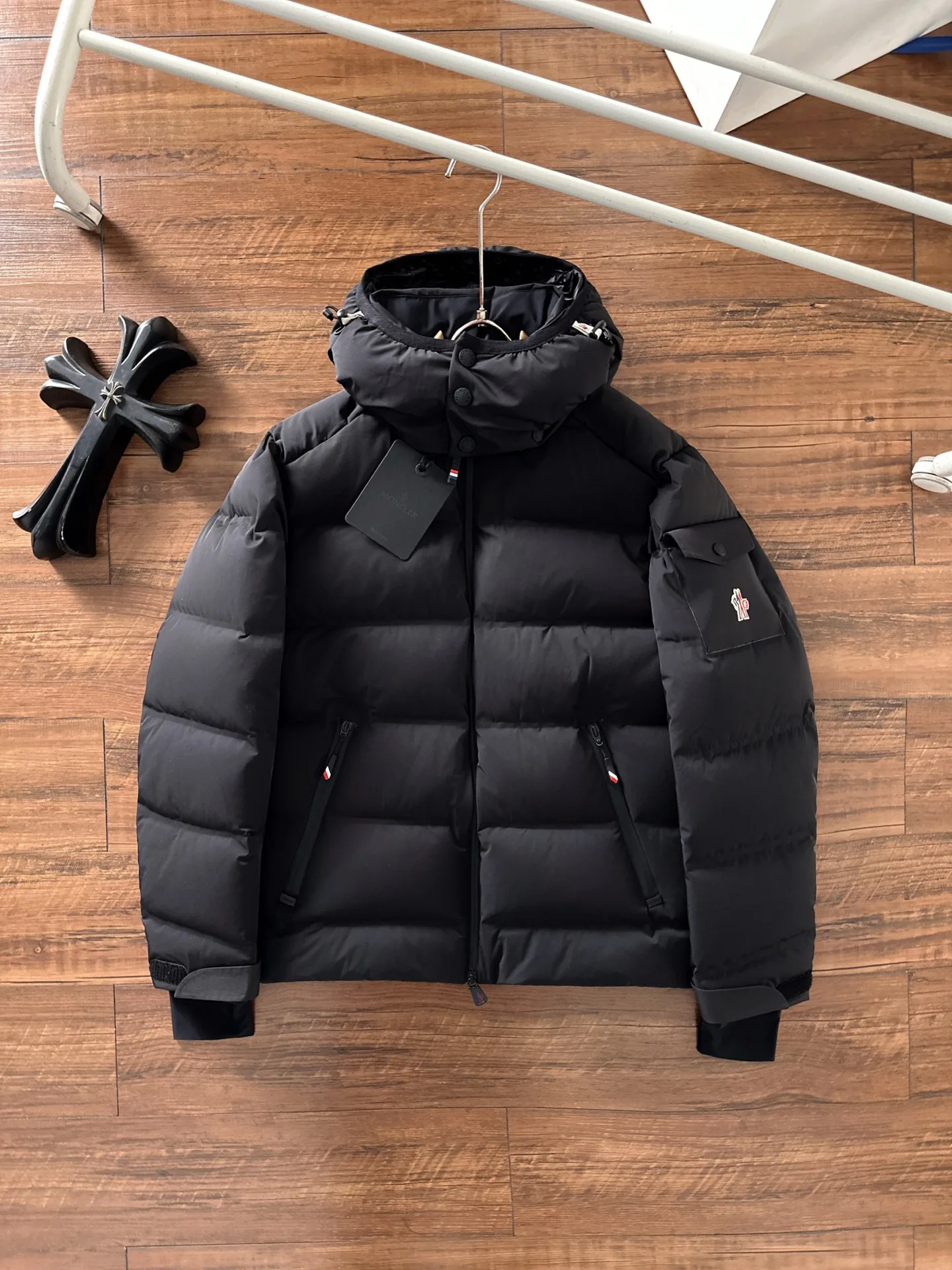 Куртки И Пуховики Мужские Moncler 2609200