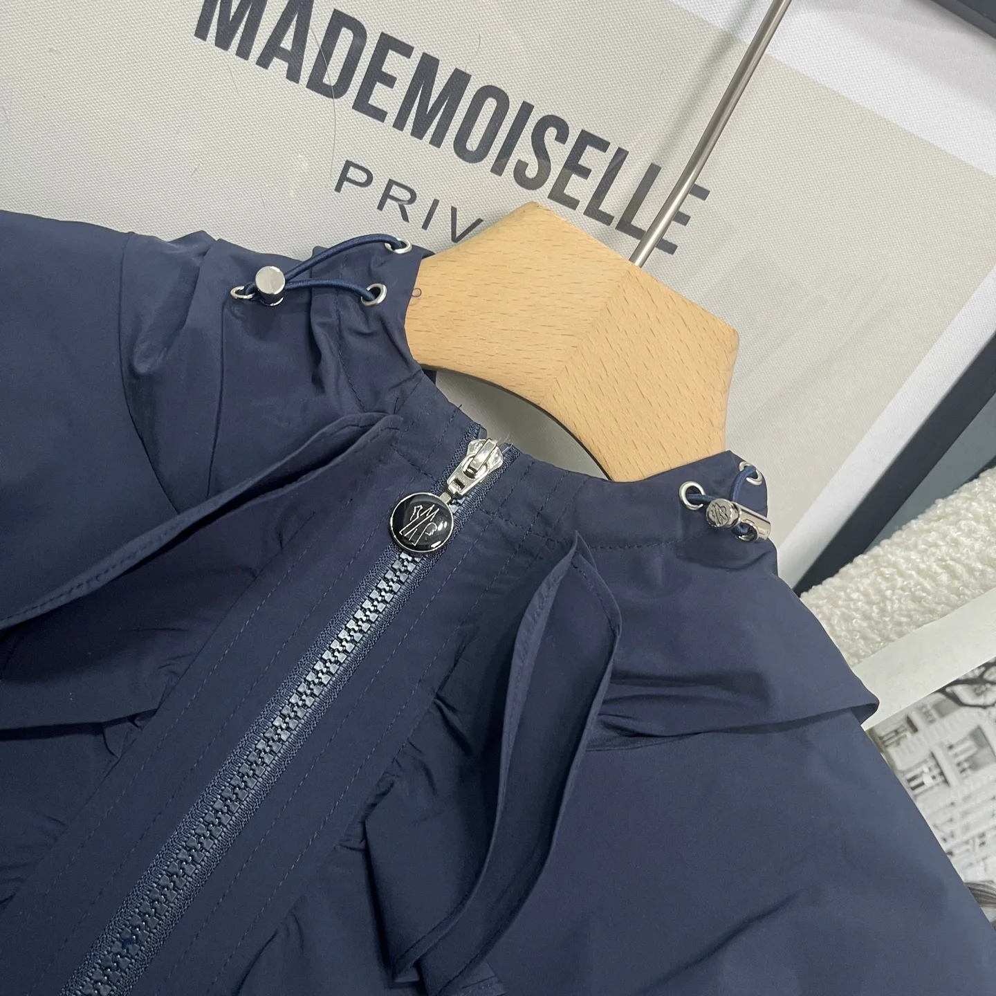 Куртки И Пуховики Женские Moncler 11564454