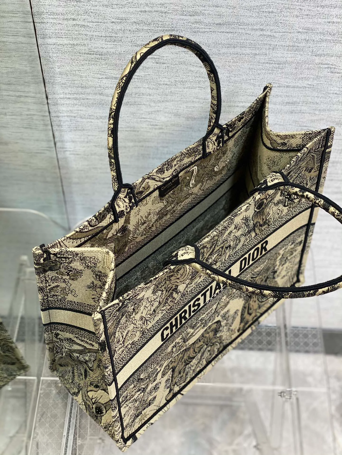 Классические Сумки Женские Christian Dior 82491