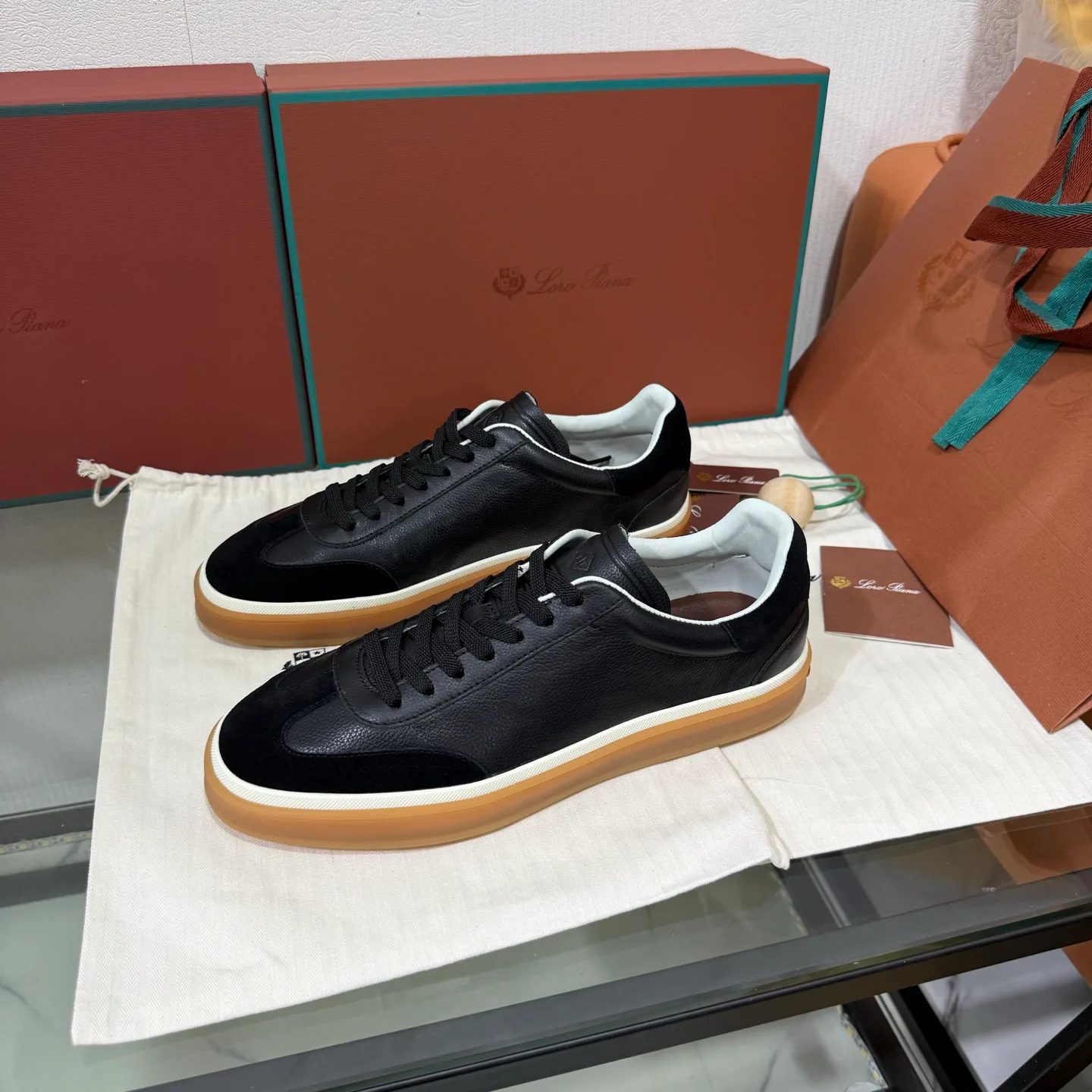 Кроссовки Женские Loro Piana 17955589