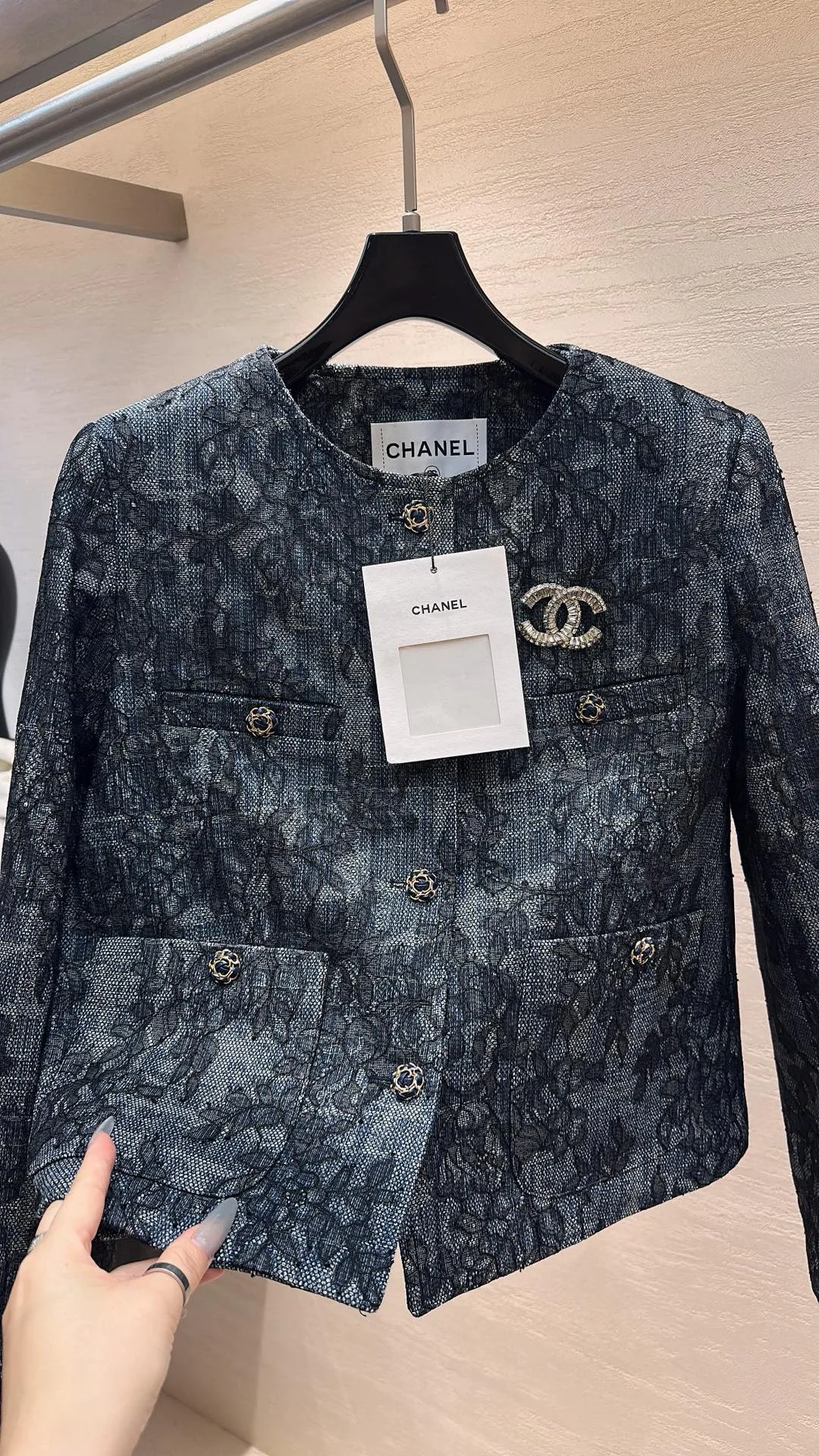 Куртки И Пуховики Женские Chanel 3042925