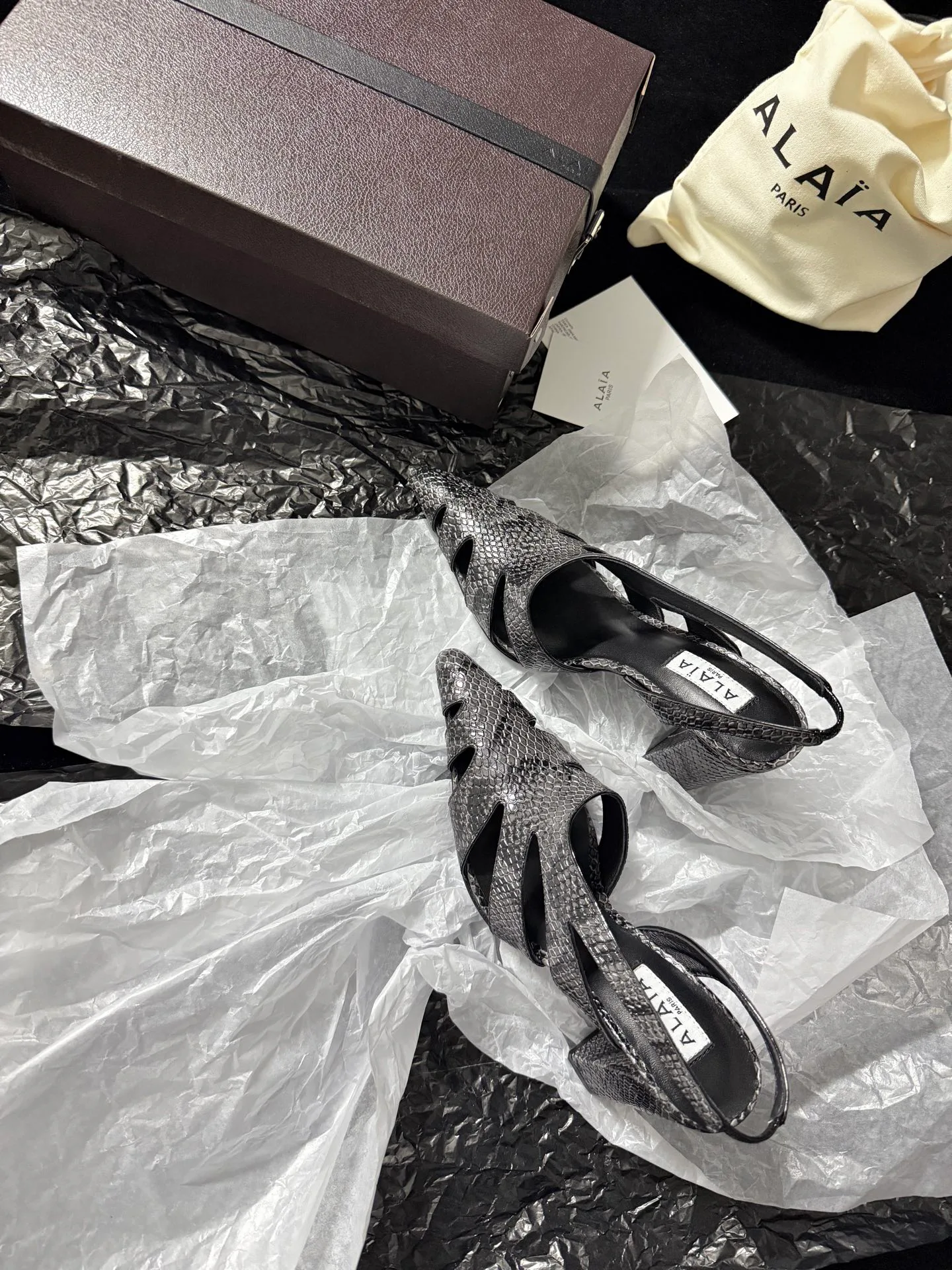Босоножки Женские Alaia 9476102