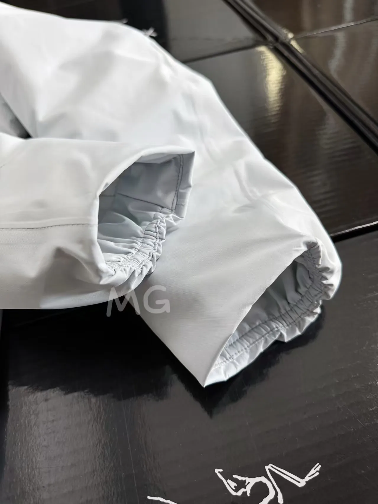 Куртки И Пуховики Женские Arcteryx 19260878