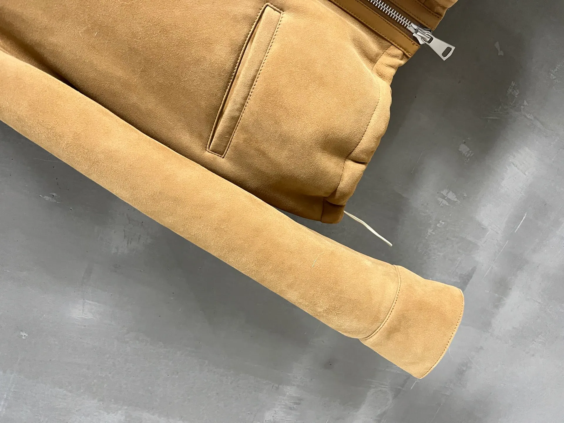 Кожаные Куртки И Дублёнки Женские Miu Miu 784899