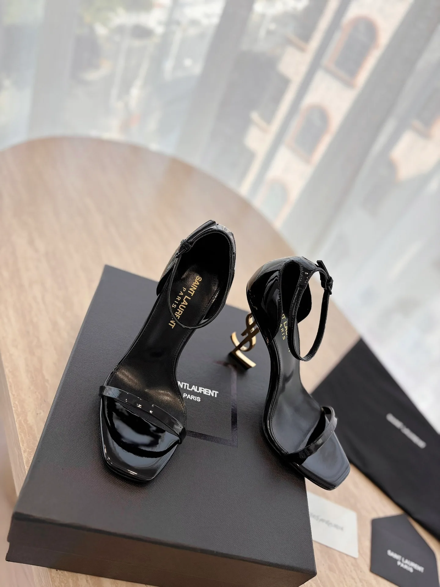 Босоножки Женские Saint Laurent 12815363