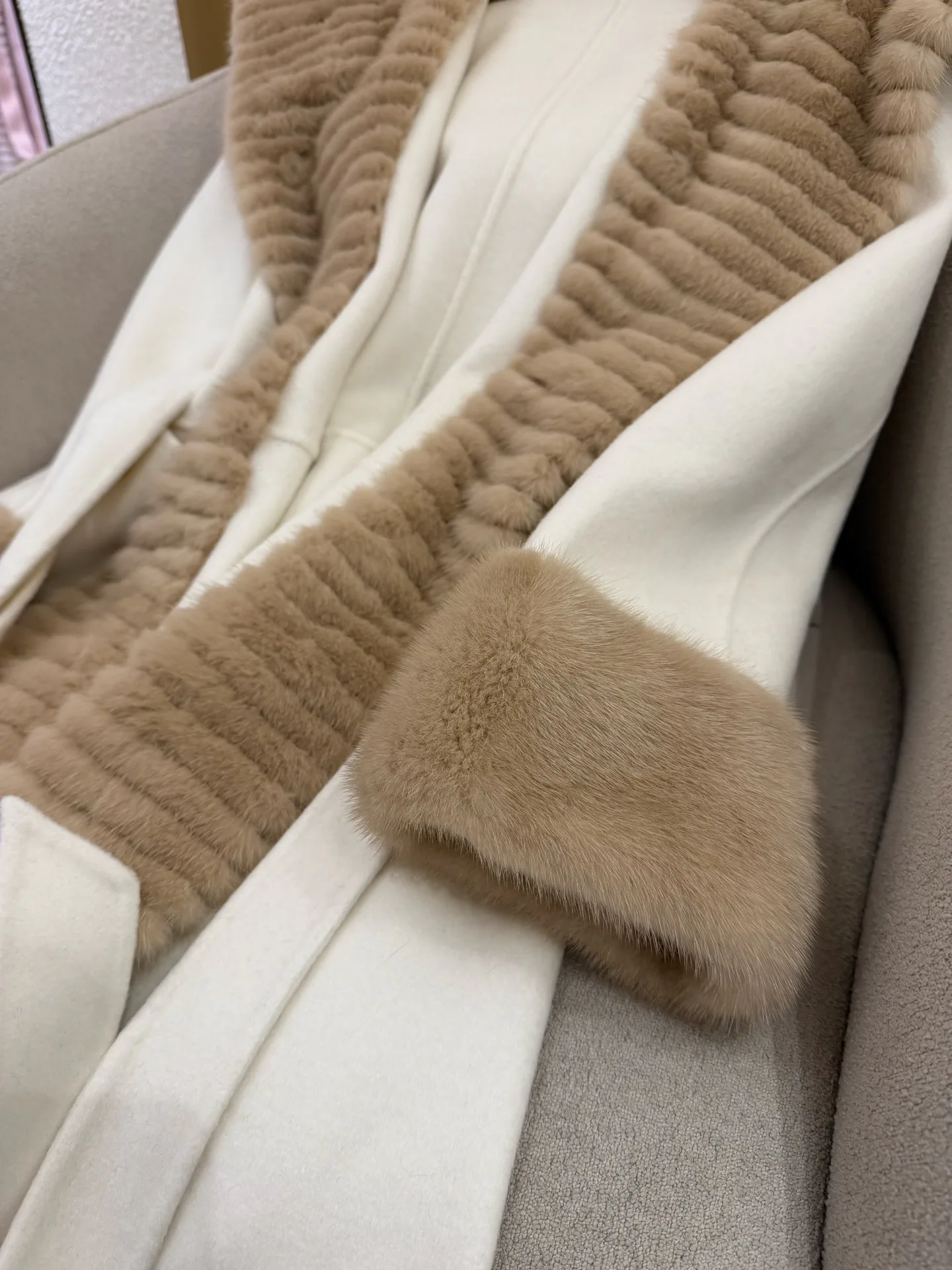 Пальто Женские Loro Piana 19467076