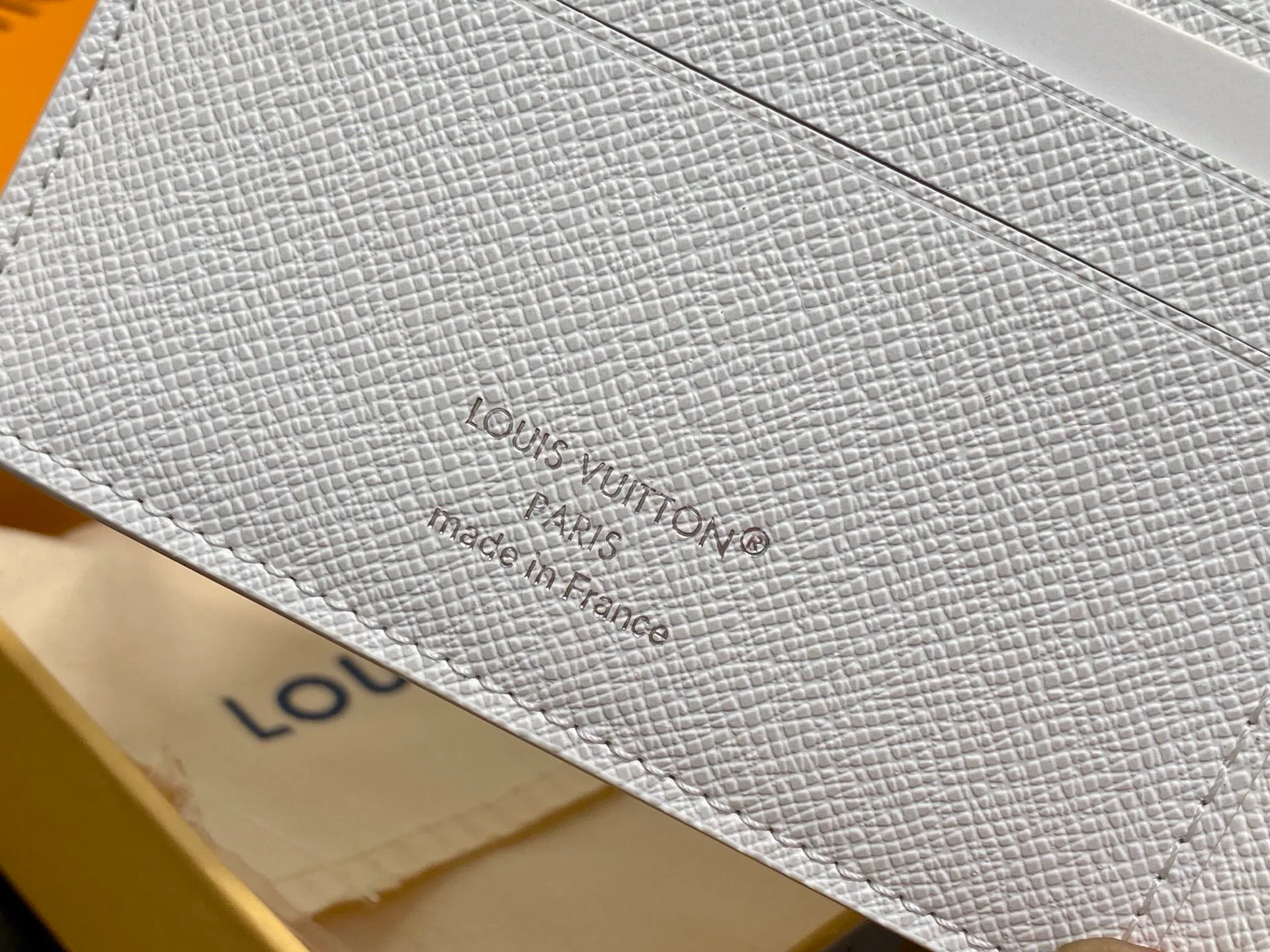 Клатчи Женские Louis Vuitton 11778130