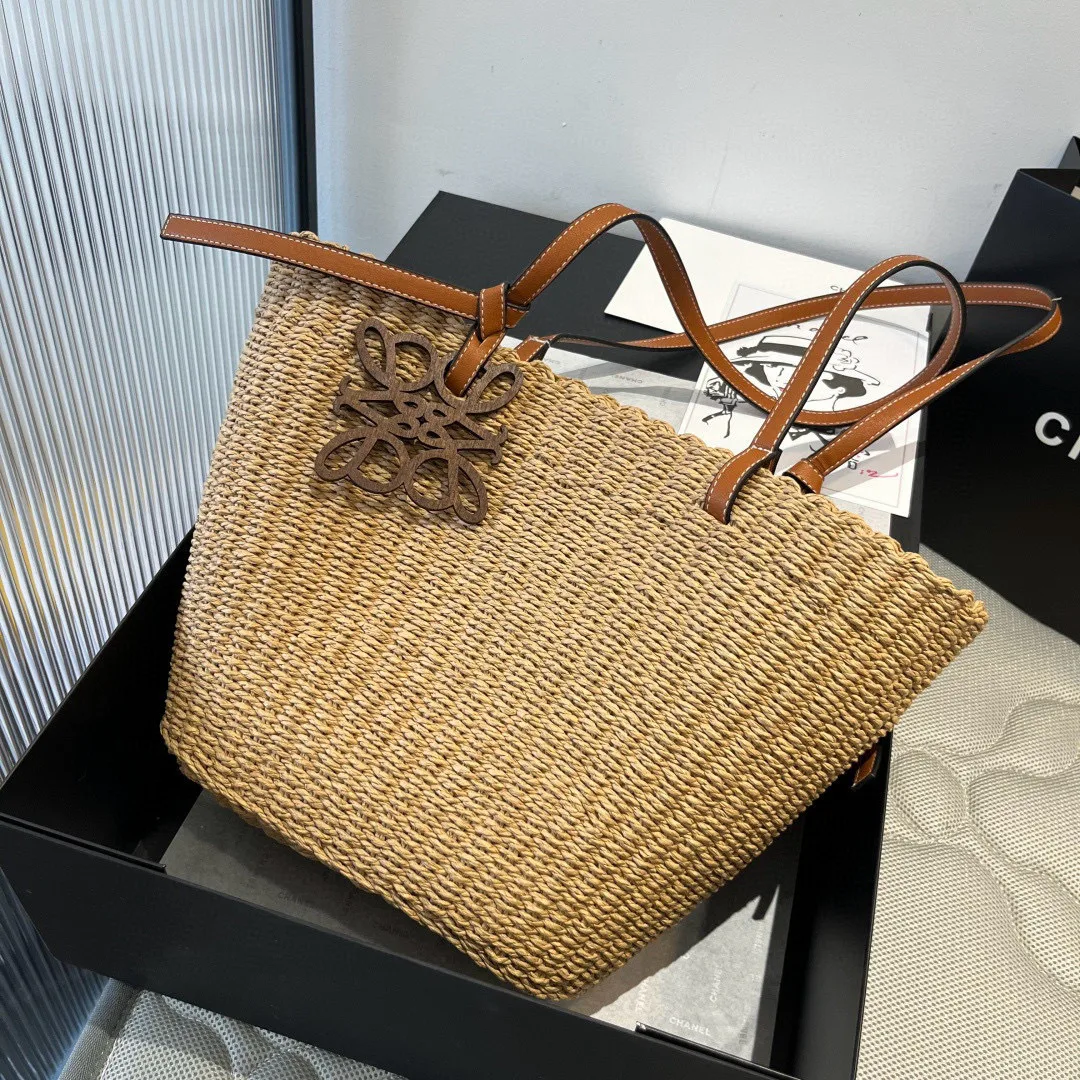 Классические Сумки Женские Loewe 11633339